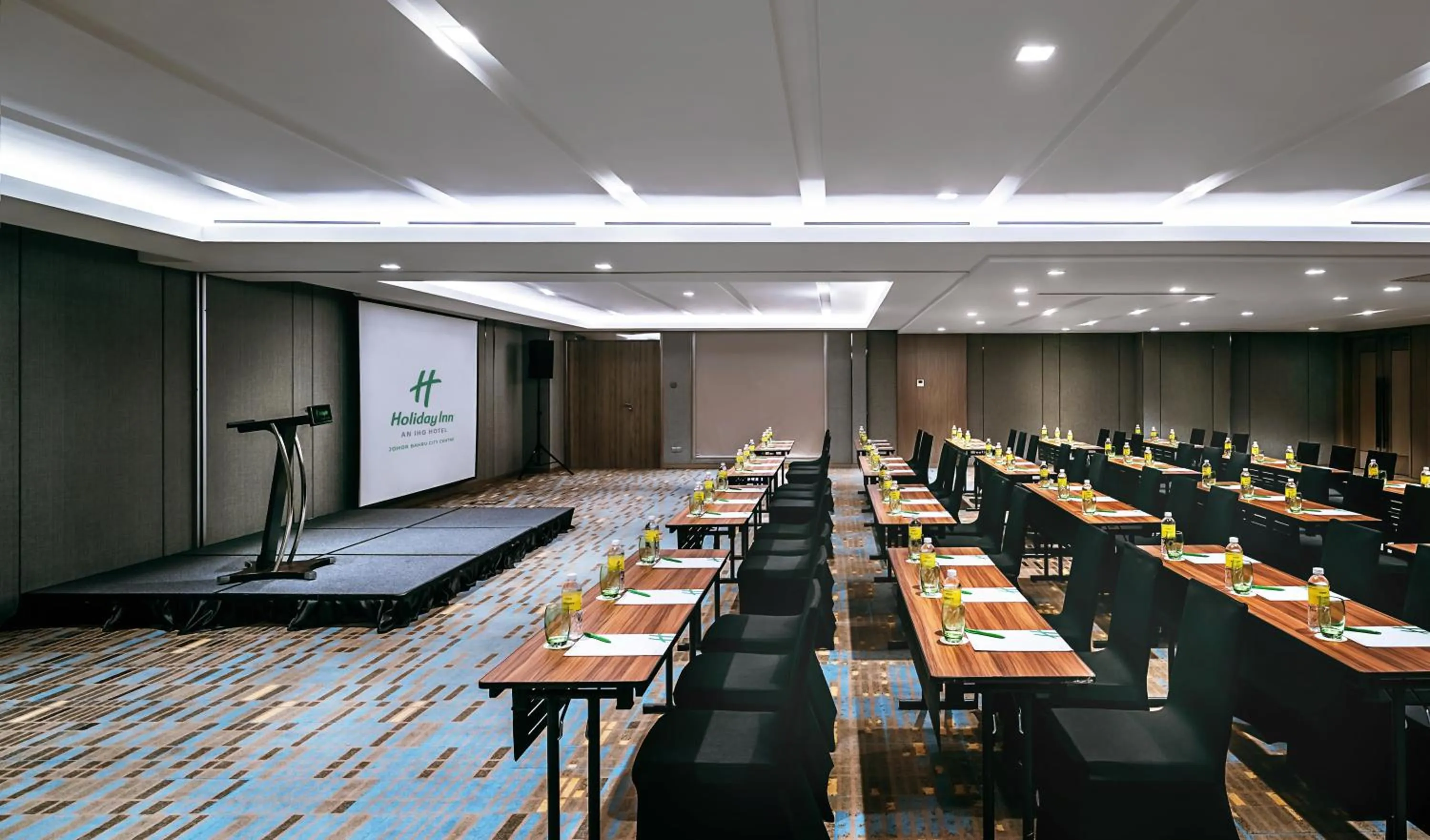Meeting/conference room in Holiday Inn Johor Bahru City Centre by IHG