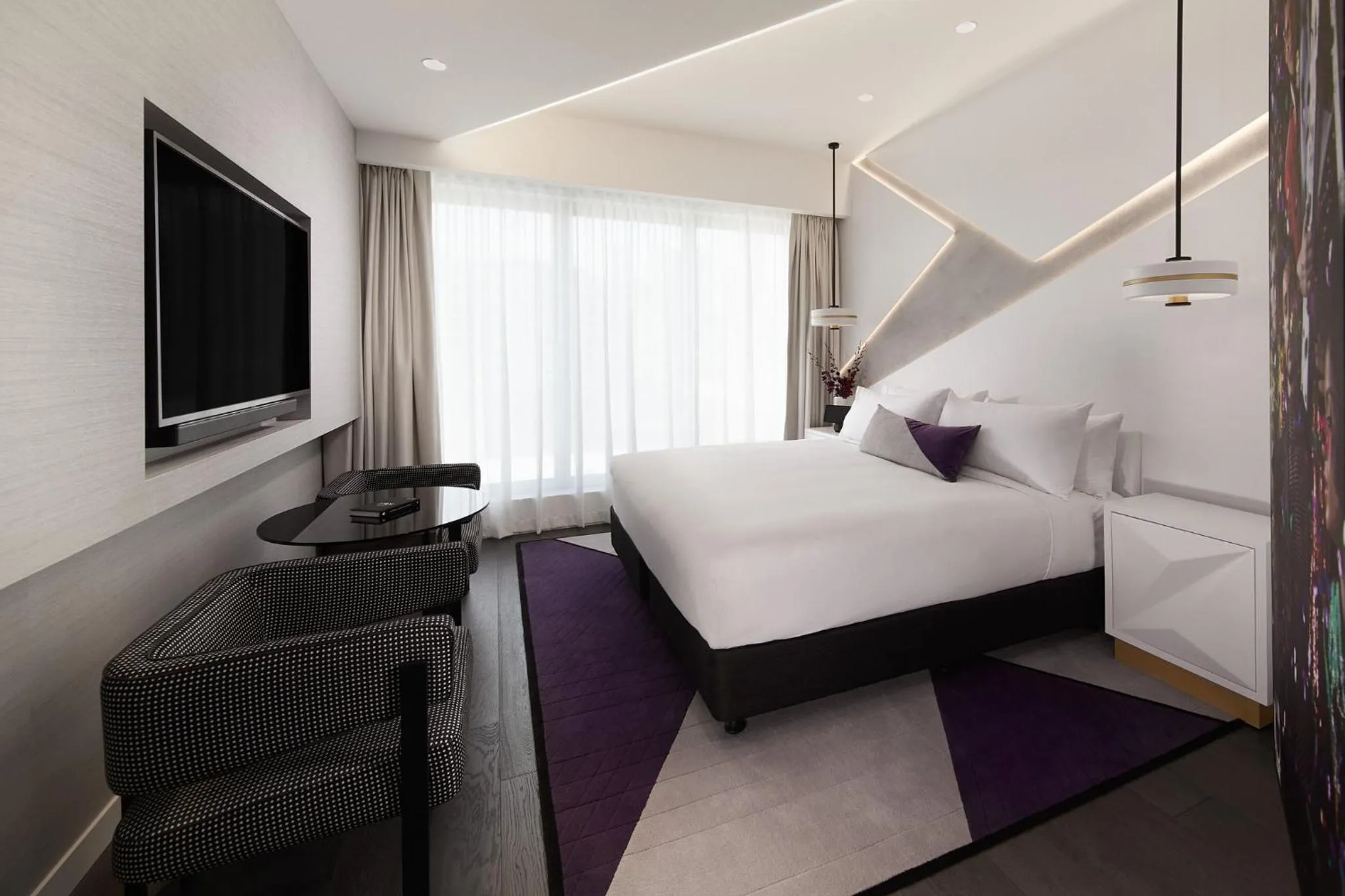 Photo of the whole room, Bed in Hotel X Brisbane Fortitude Vly, Vignette Collection by IHG