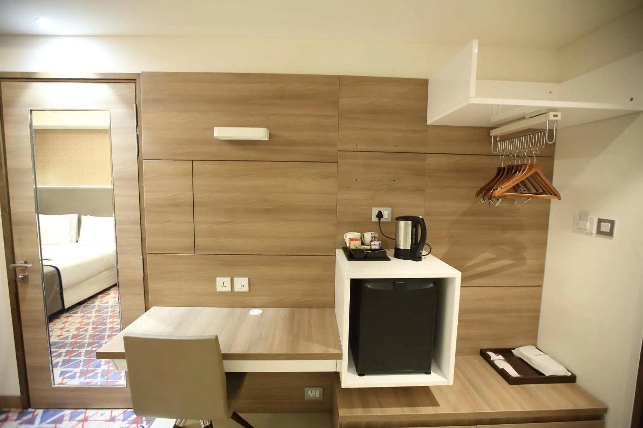 Photo of the whole room in Holiday Inn Gurugram Sector 90 by IHG