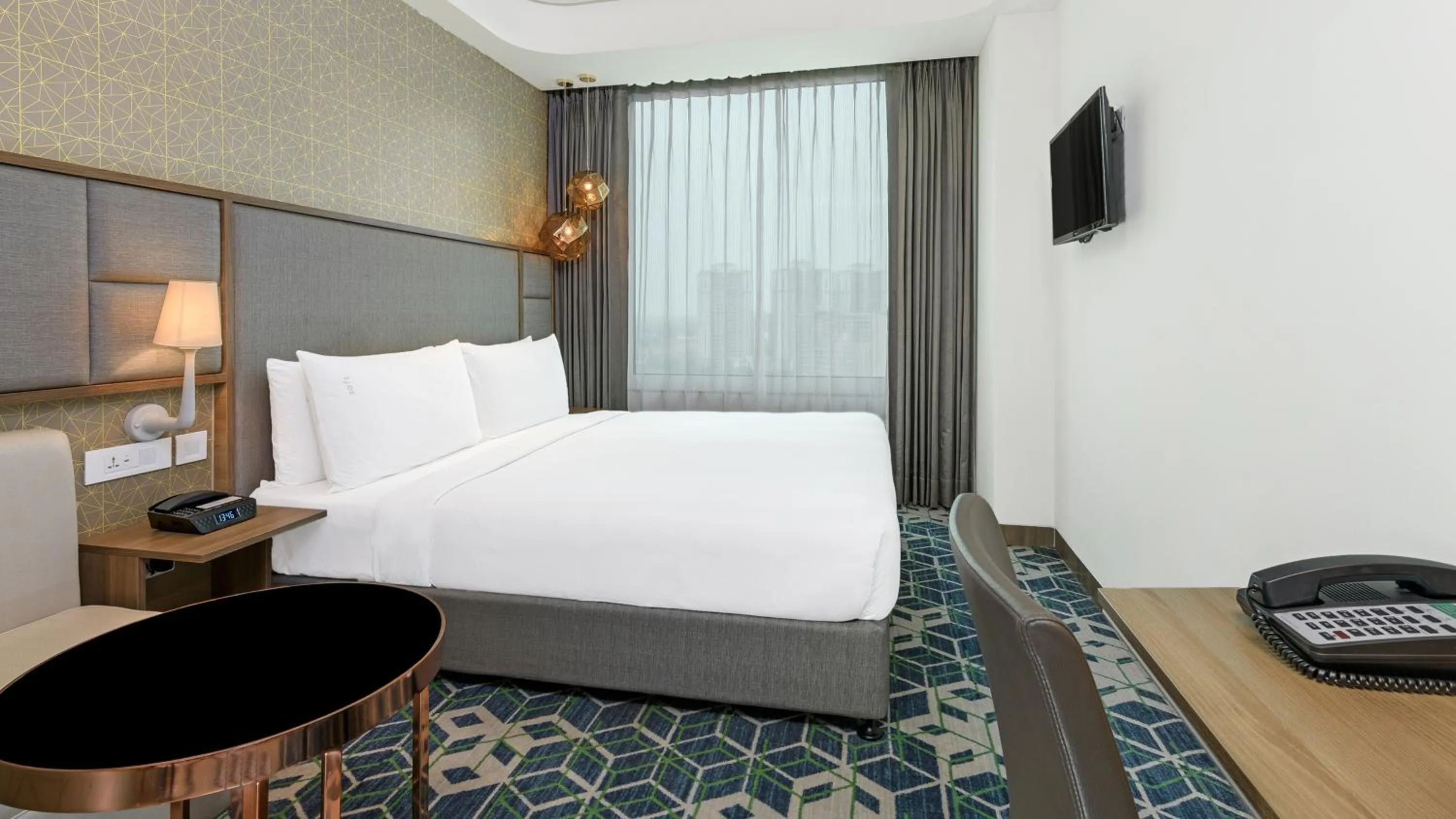 Bedroom, Bed in Holiday Inn Gurugram Sector 90 by IHG