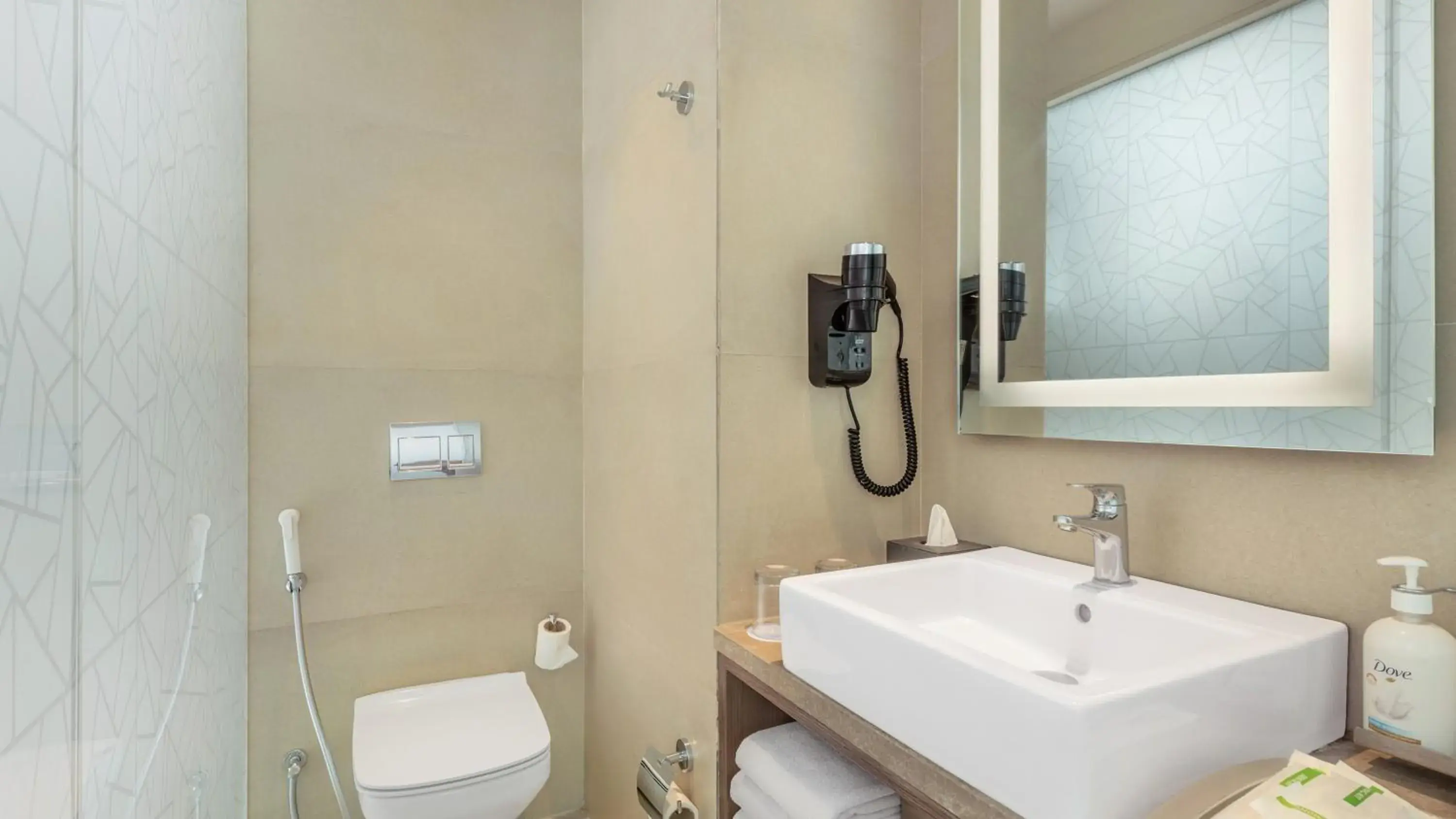 Standard King Room with City View - High Floor in Holiday Inn Gurugram Sector 90 by IHG Standard King Room with City View - High Floor in Holiday Inn Gurugram Sector 90 by IHG