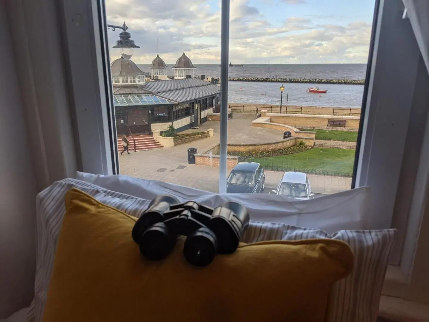 Family Room with Sea View in Aqua Bay Guest House Family Room with Sea View in Aqua Bay Guest House