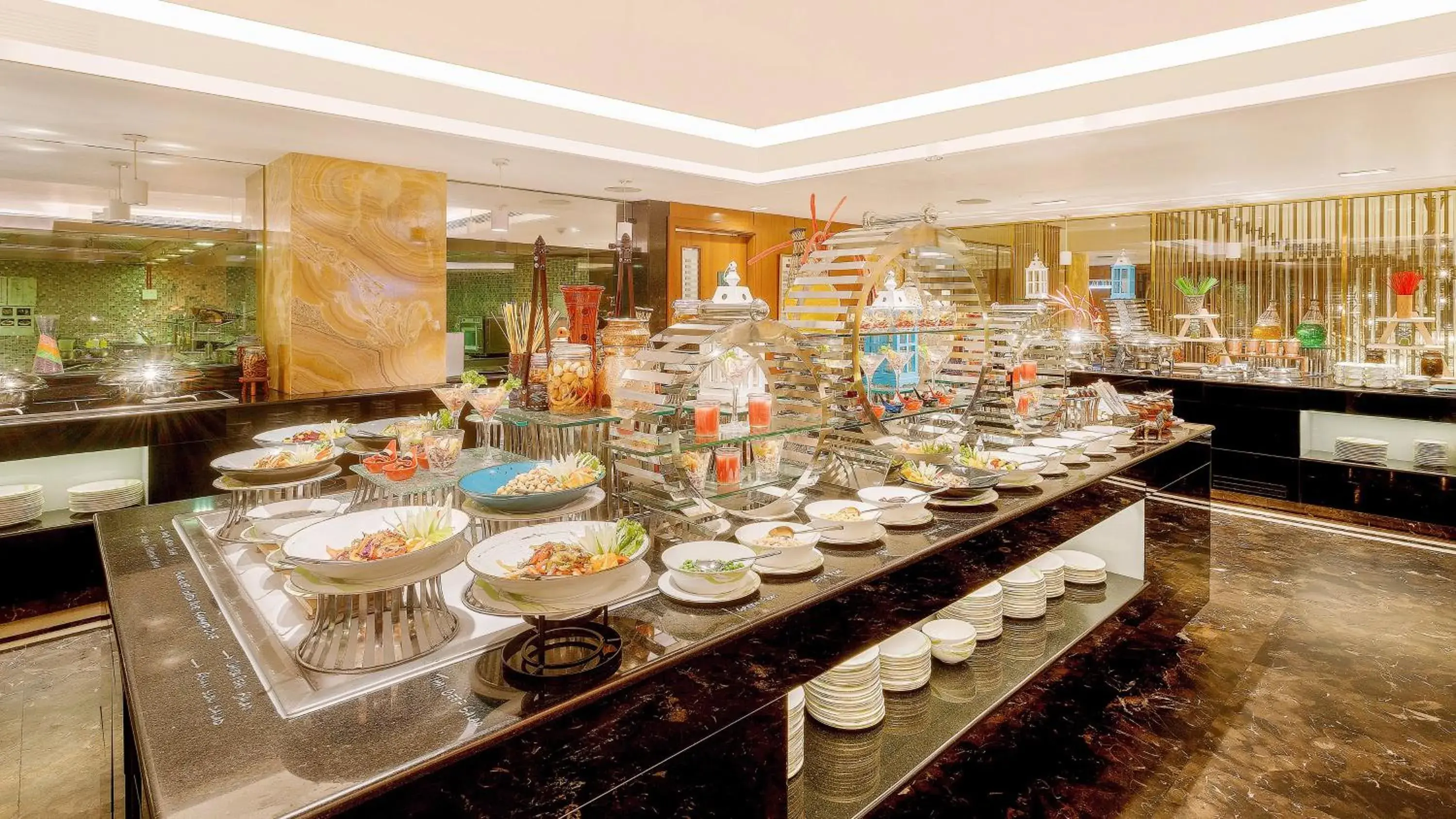 Restaurant/places to eat in Holiday Inn Dhaka City Centre by IHG Restaurant/places to eat in Holiday Inn Dhaka City Centre by IHG