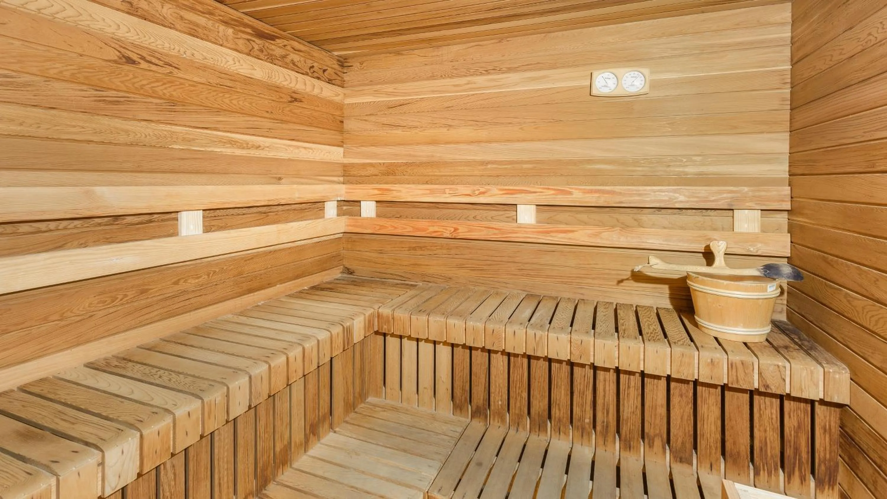 Fitness centre/facilities in Holiday Inn Dhaka City Centre by IHG