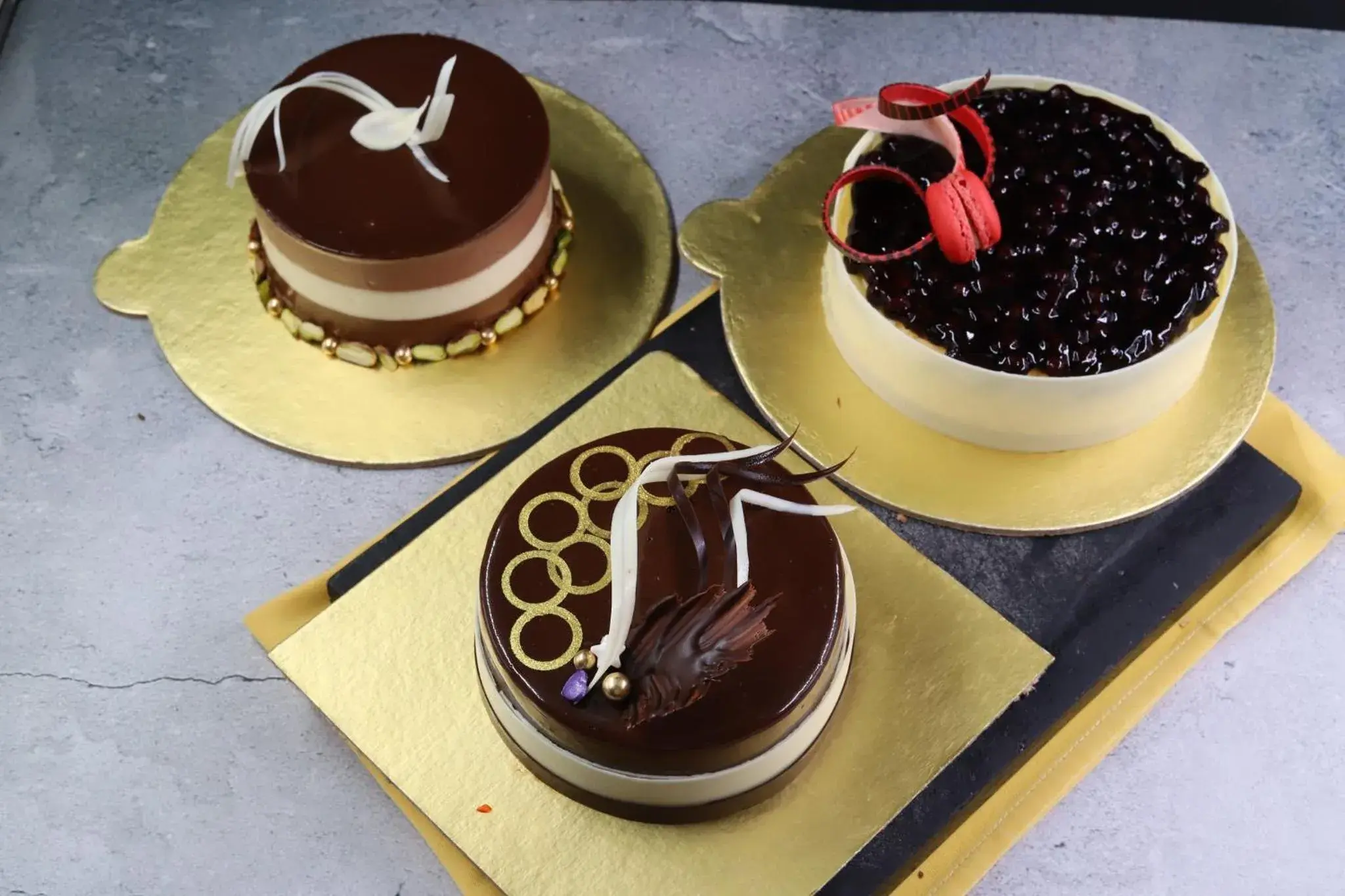 Restaurant/places to eat in Holiday Inn Dhaka City Centre by IHG Restaurant/places to eat in Holiday Inn Dhaka City Centre by IHG