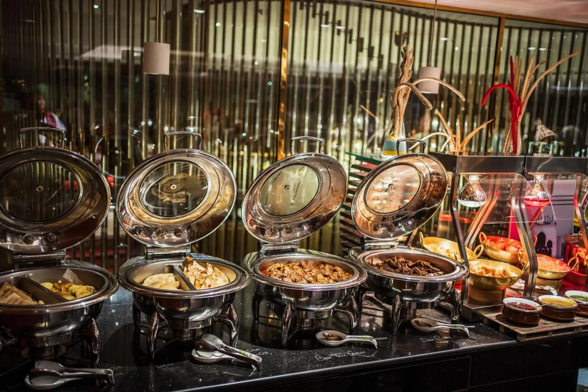 Restaurant/places to eat in Holiday Inn Dhaka City Centre by IHG Restaurant/places to eat in Holiday Inn Dhaka City Centre by IHG