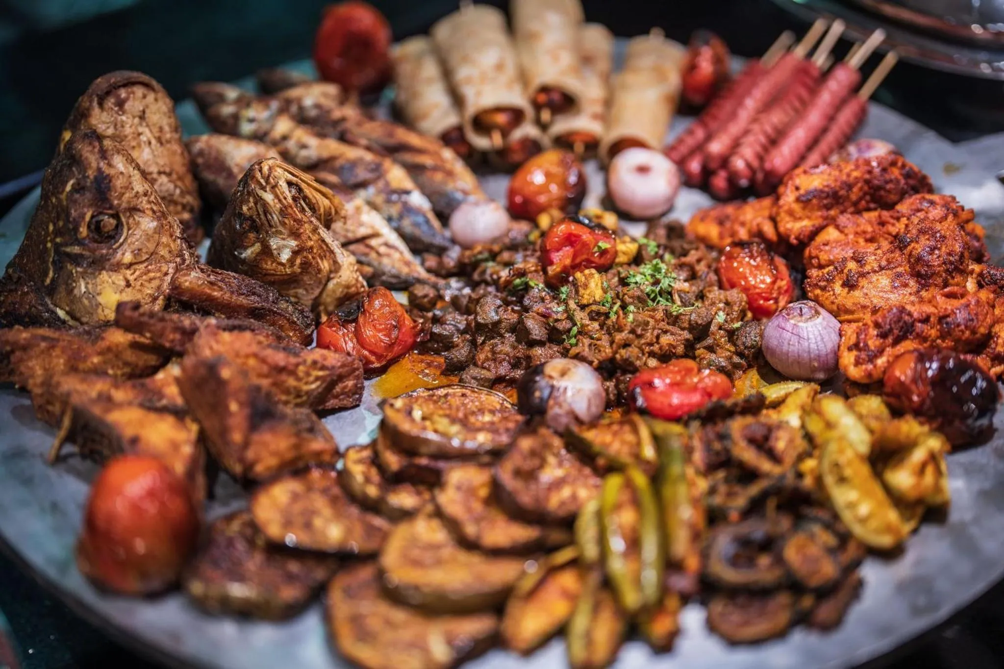 Restaurant/places to eat in Holiday Inn Dhaka City Centre by IHG