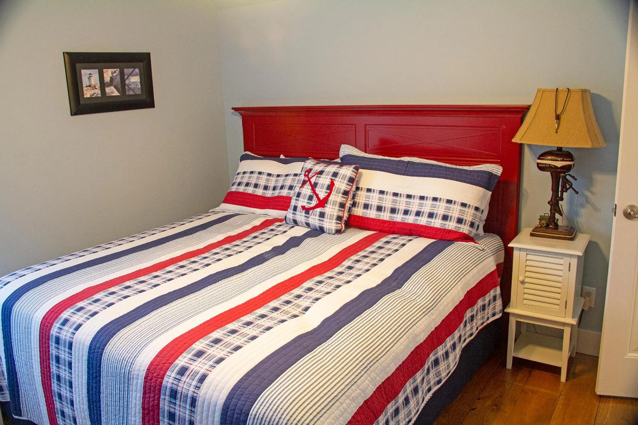 Bed in Stormy Point Village