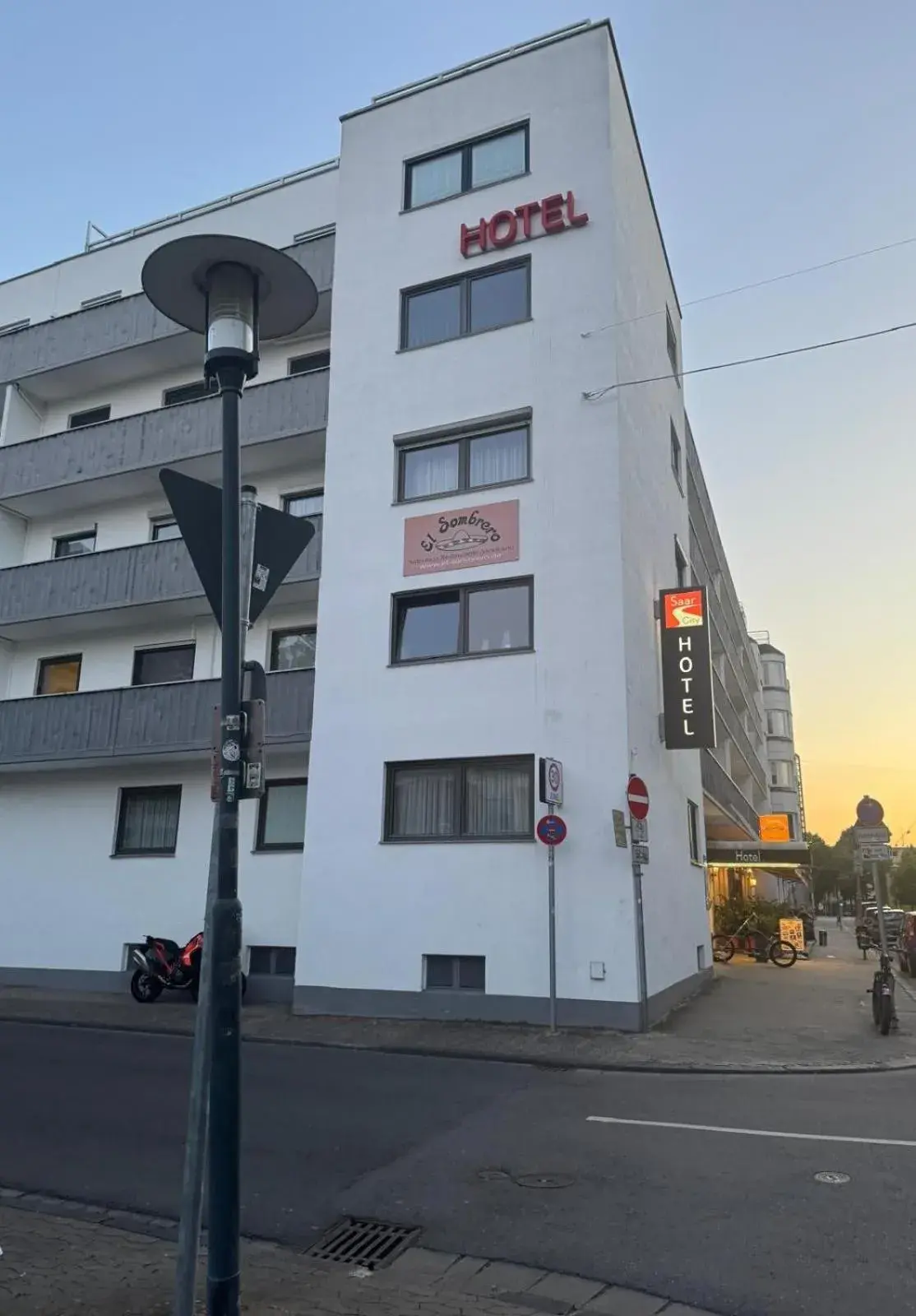 Property building in Saar City Hotel Superior Property building in Saar City Hotel Superior