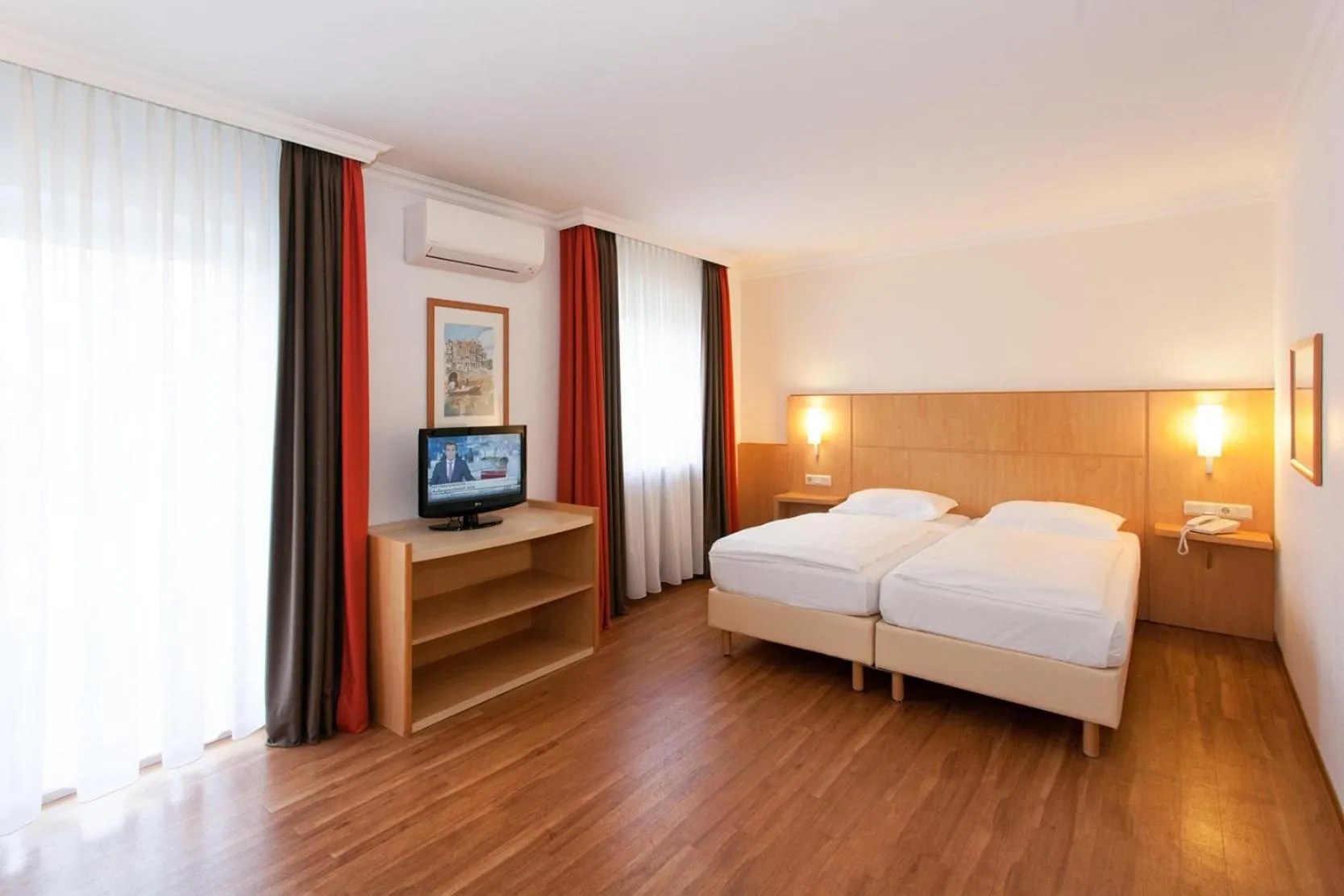 Bed in Saar City Hotel Superior