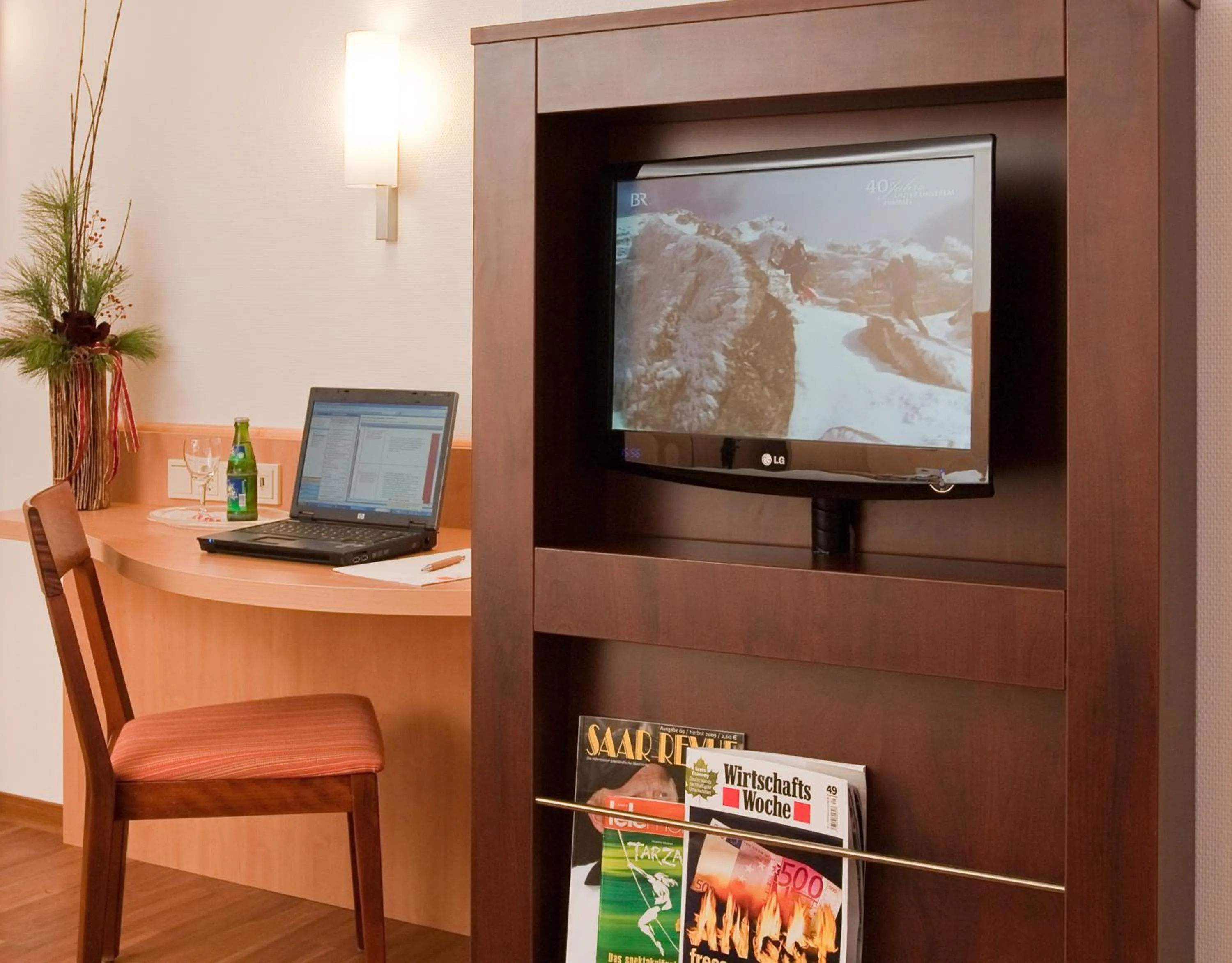 TV and multimedia in ibis Saarbrücken City