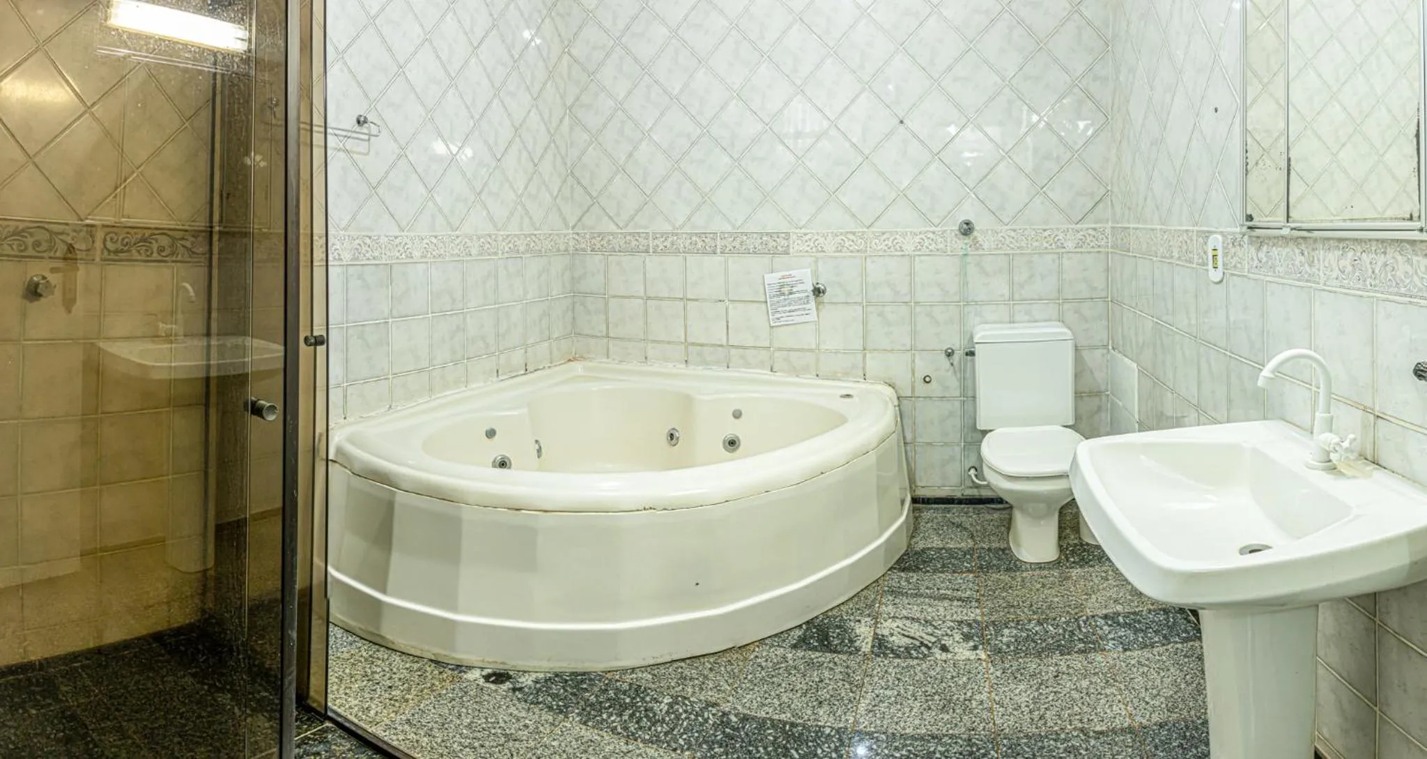 Hotel Estancia Santa Amélia