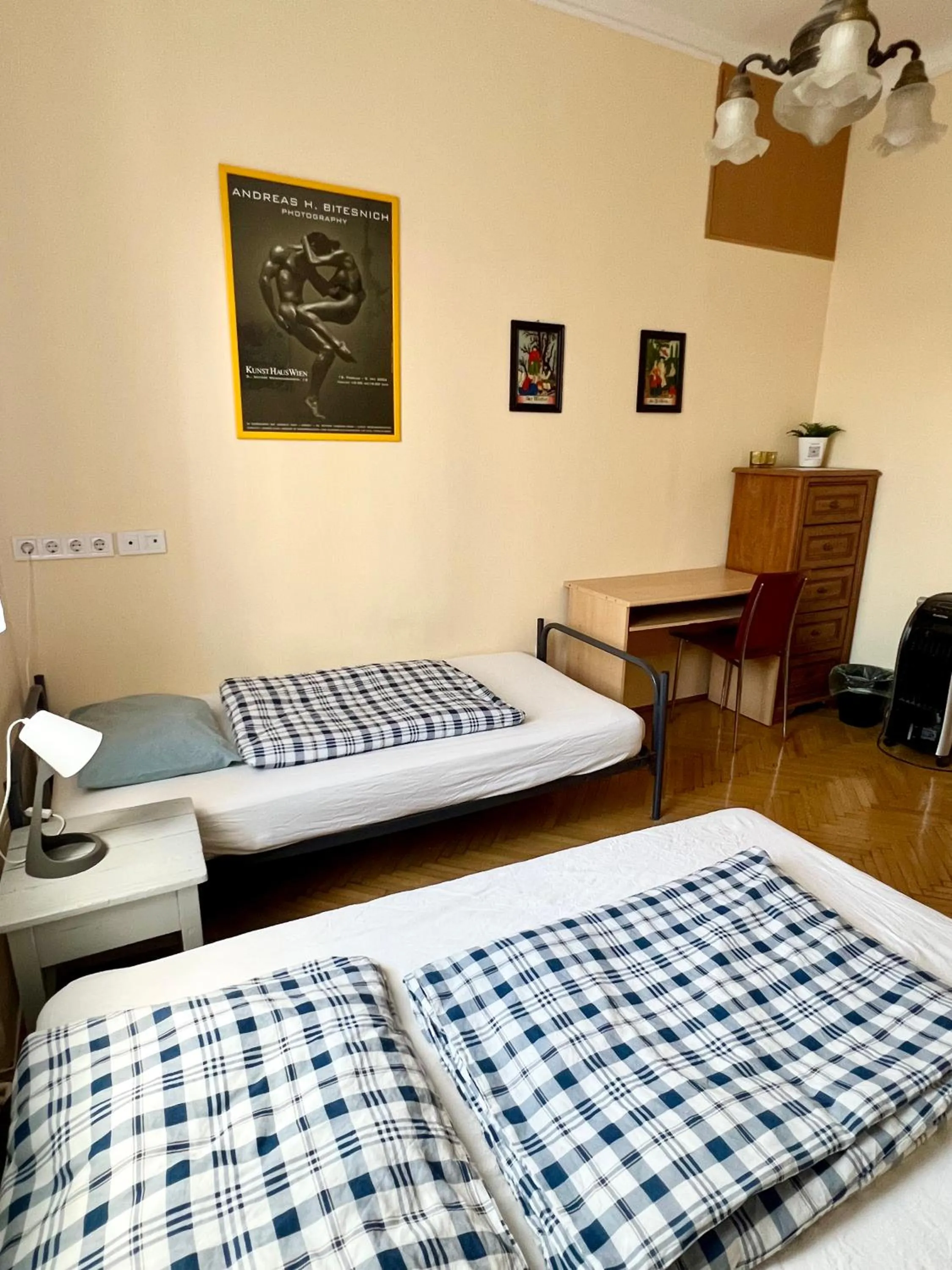 Bauhaus Astoria Hostel