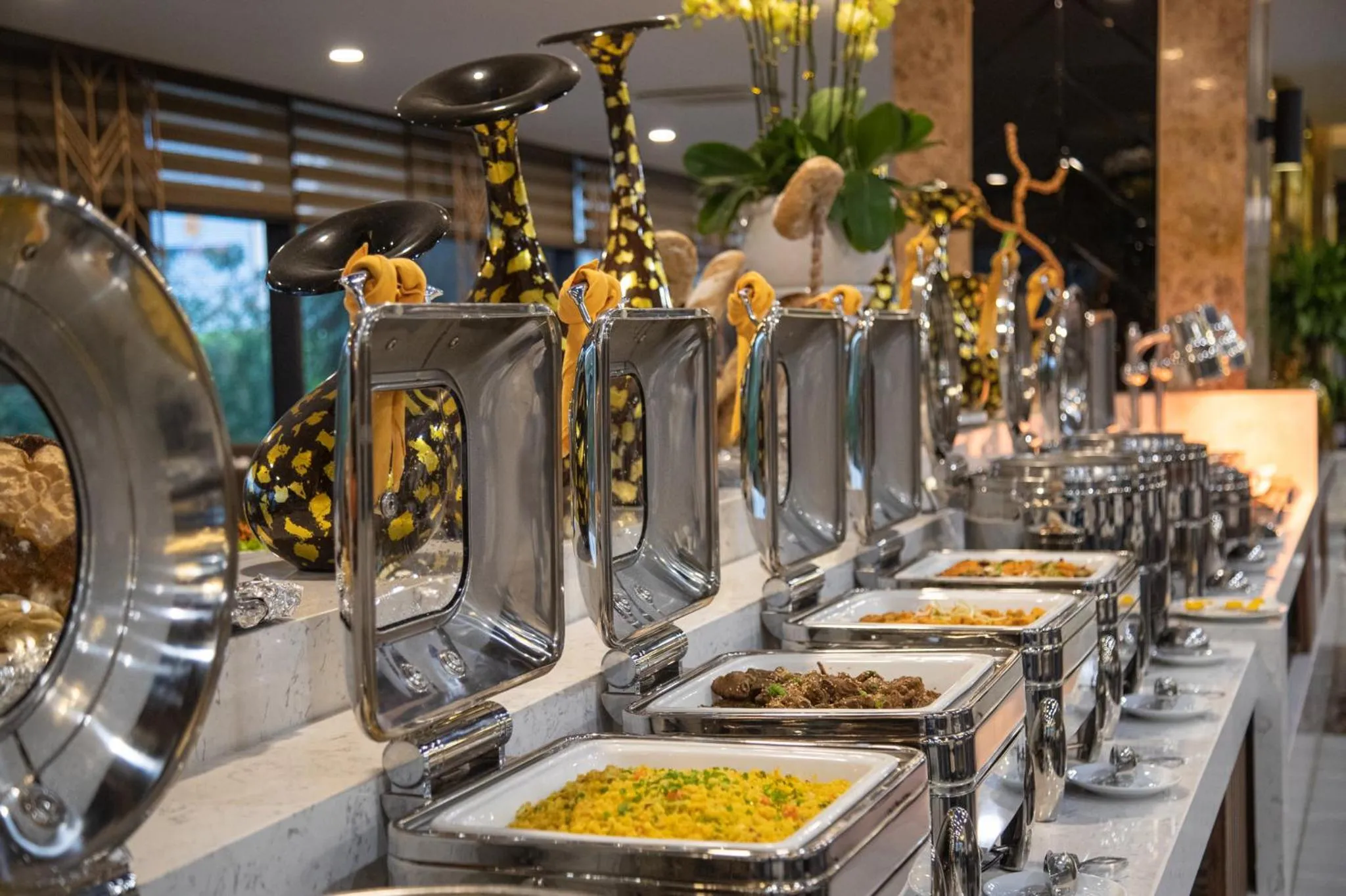 Food and drinks in Muong Thanh Grand Da Nang Hotel