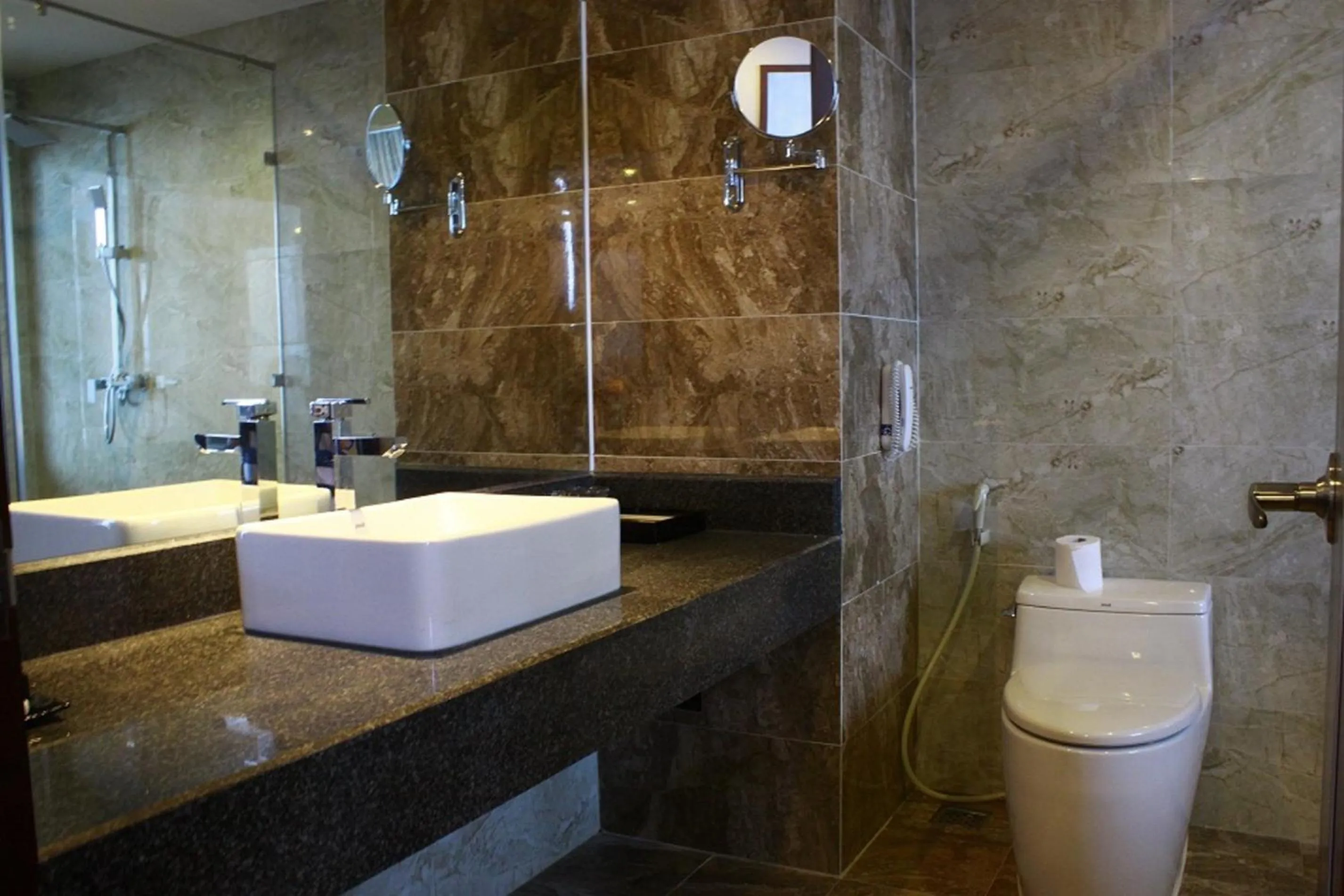 Bathroom in Muong Thanh Grand Da Nang Hotel
