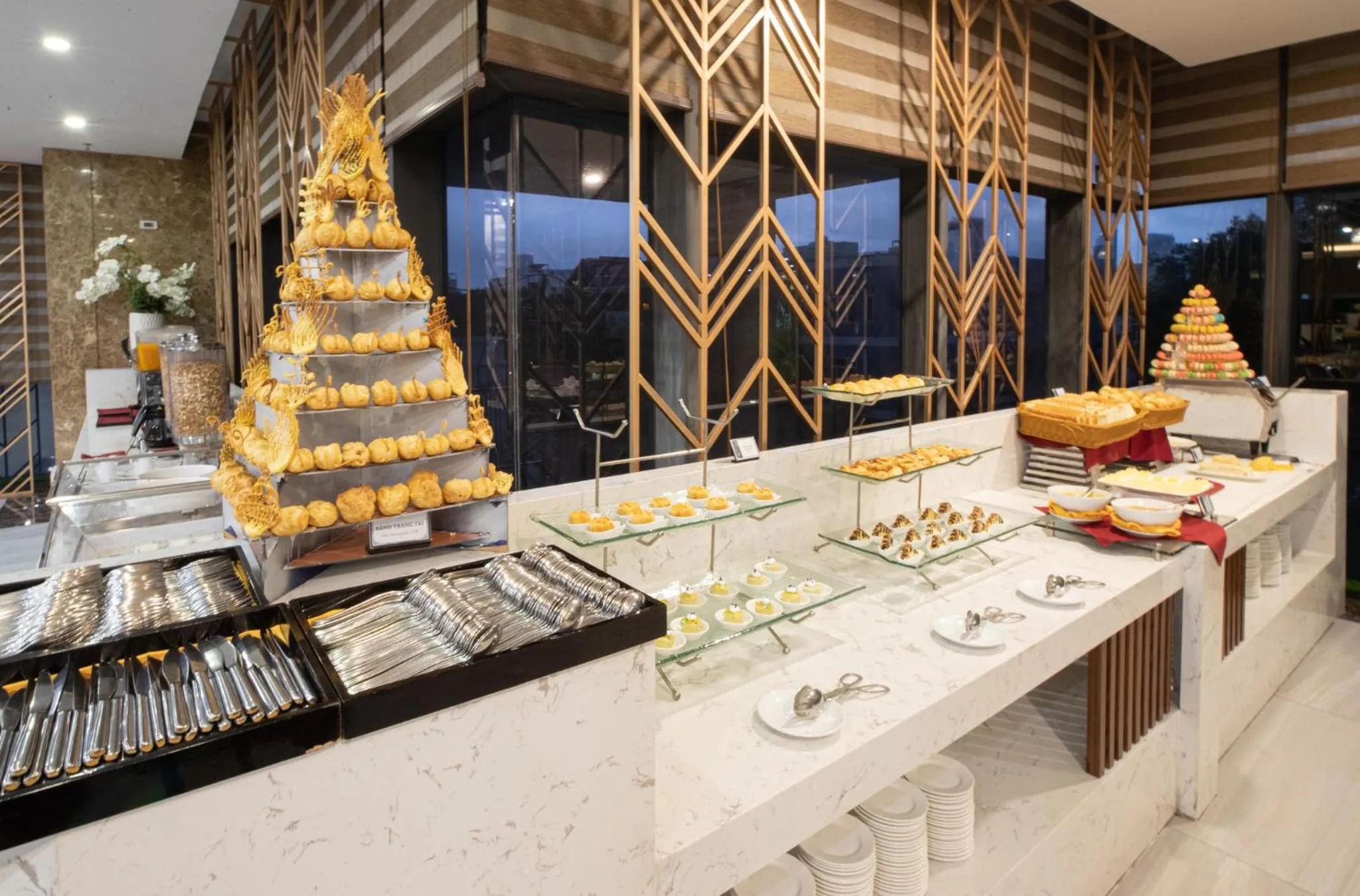 Restaurant/places to eat in Muong Thanh Grand Da Nang Hotel