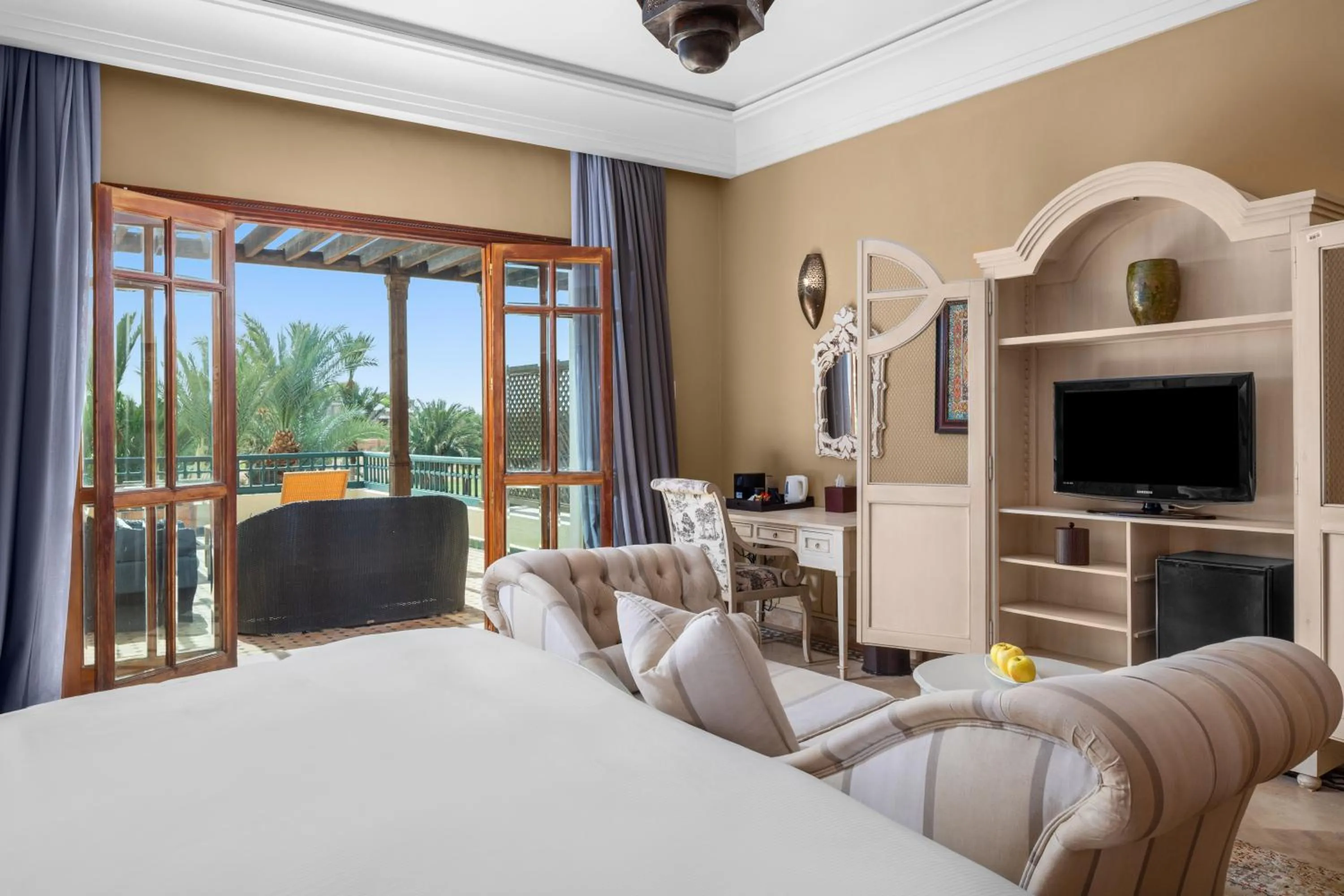 Bed in Palmeraie Golf Suites By Pickalbatros