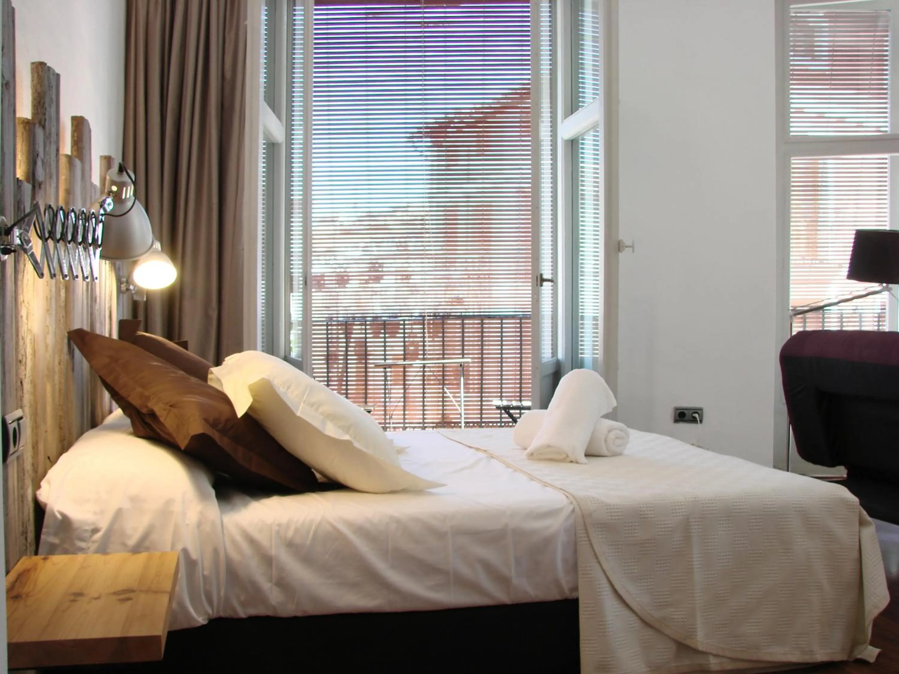 Deluxe Apartment - single occupancy in Las Coles Apartasuites