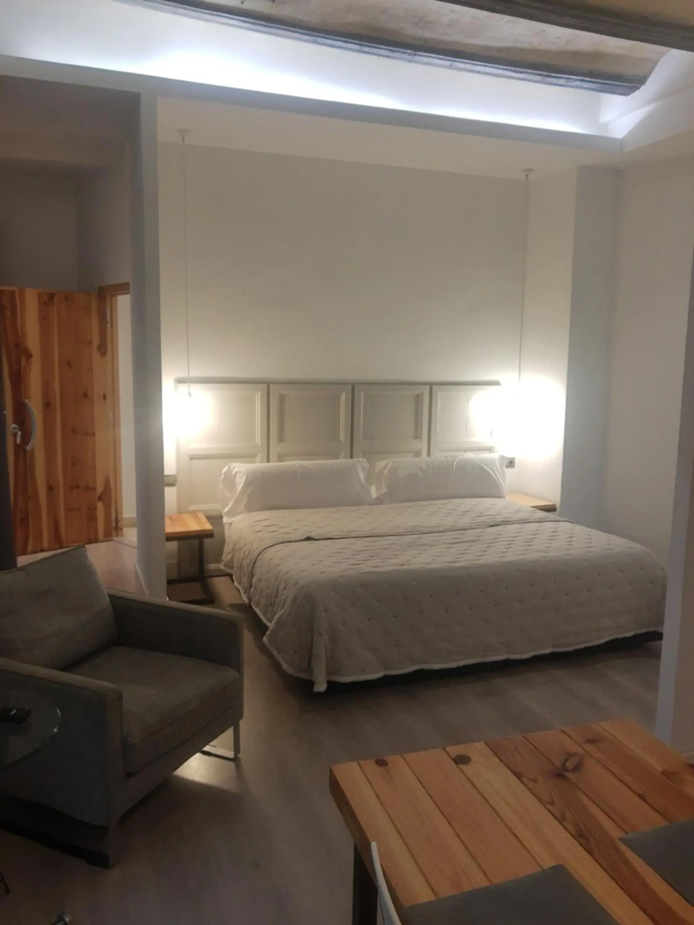 King Studio - single occupancy in Las Coles Apartasuites King Studio - single occupancy in Las Coles Apartasuites