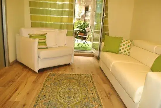 Demi's home Demi's home