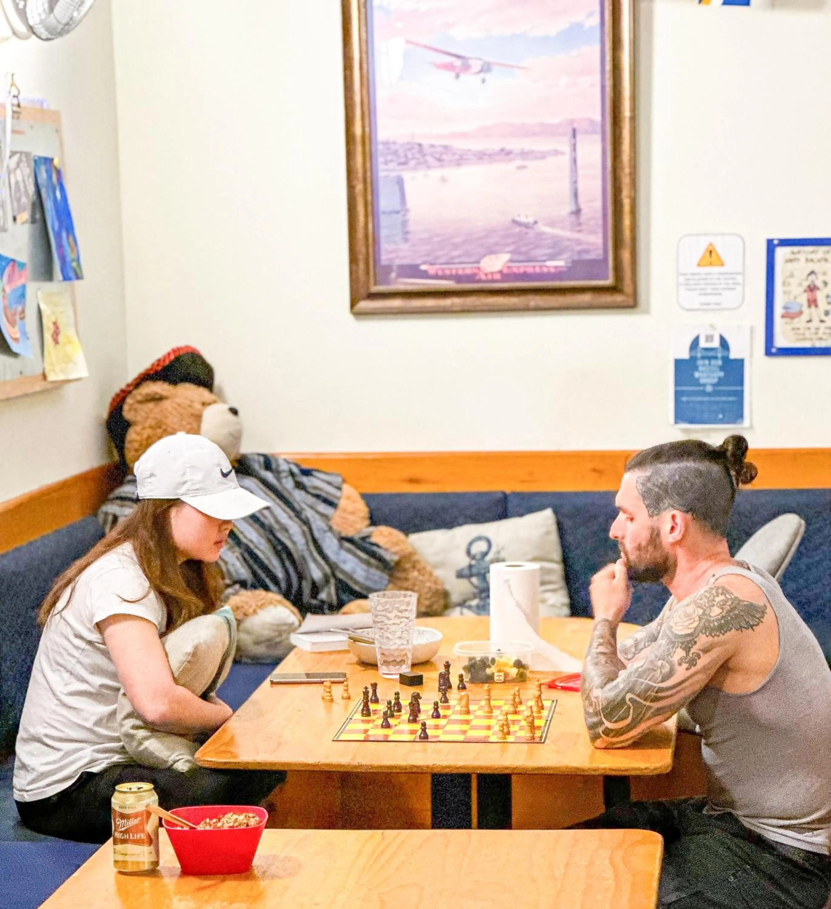 group of guests in ITH San Francisco Pacific Tradewinds Backpacker Hostel