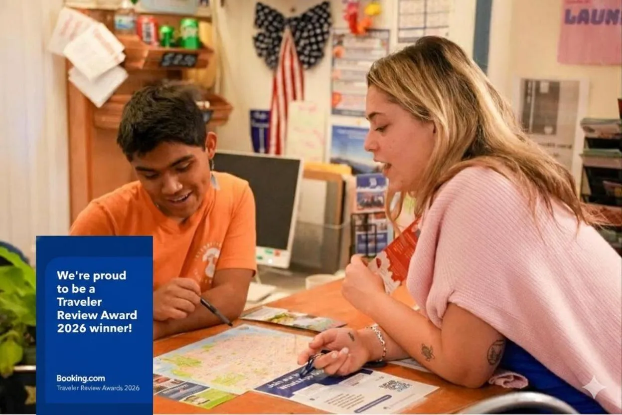 ITH San Francisco Pacific Tradewinds Backpacker Hostel