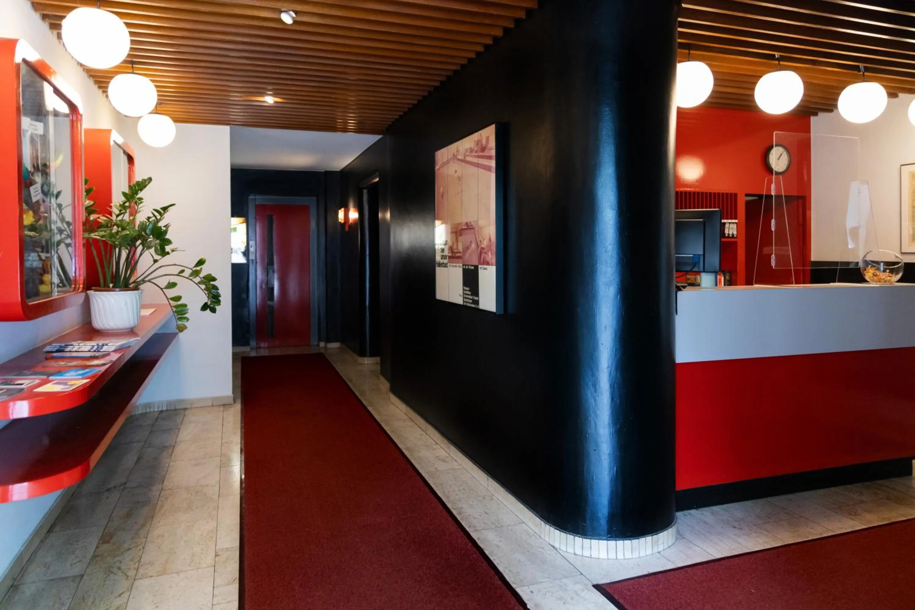 Hotel Meran Hallenbad & Sauna