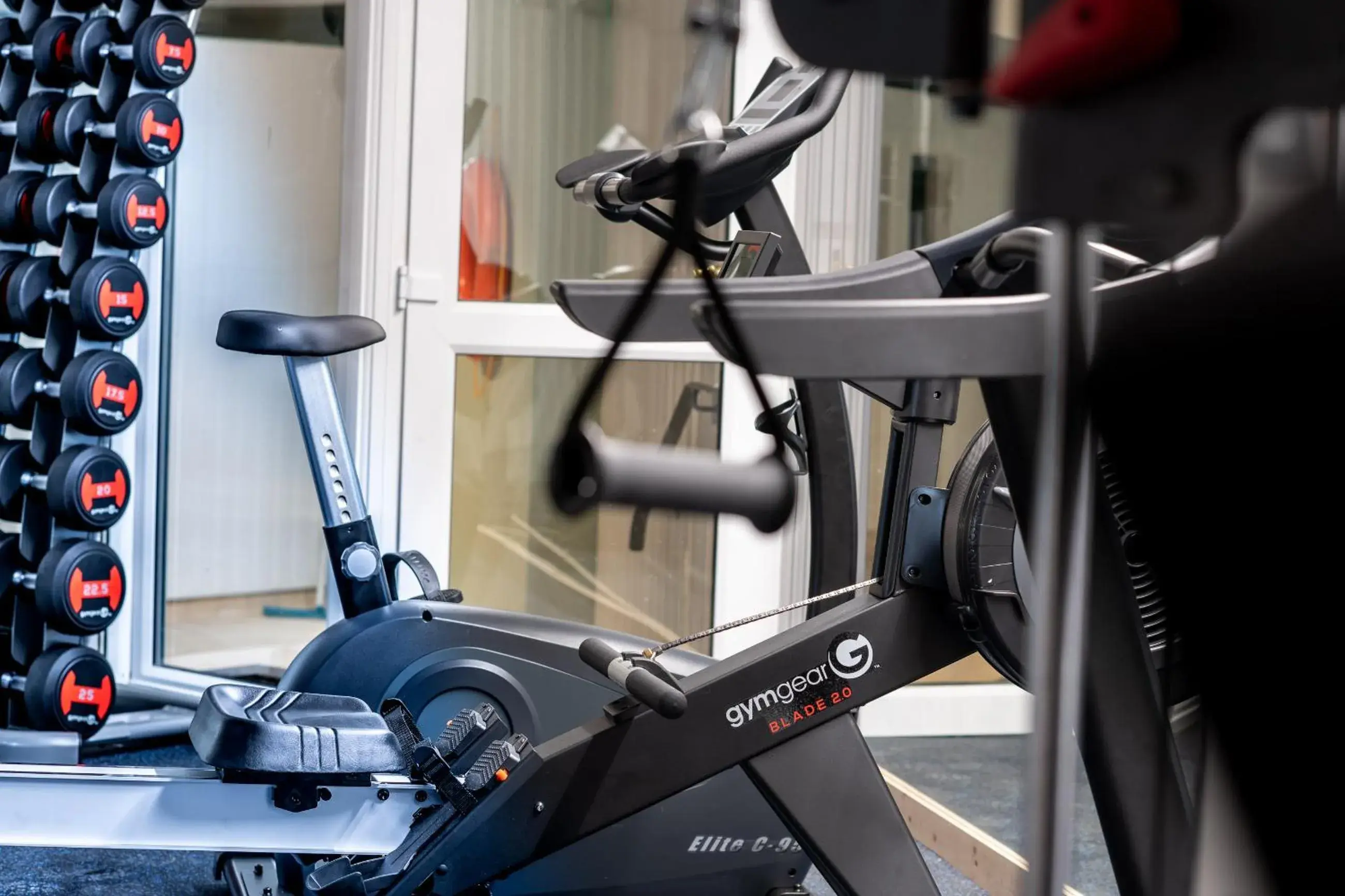 Fitness centre/facilities in Royal Glen Hotel Fitness centre/facilities in Royal Glen Hotel