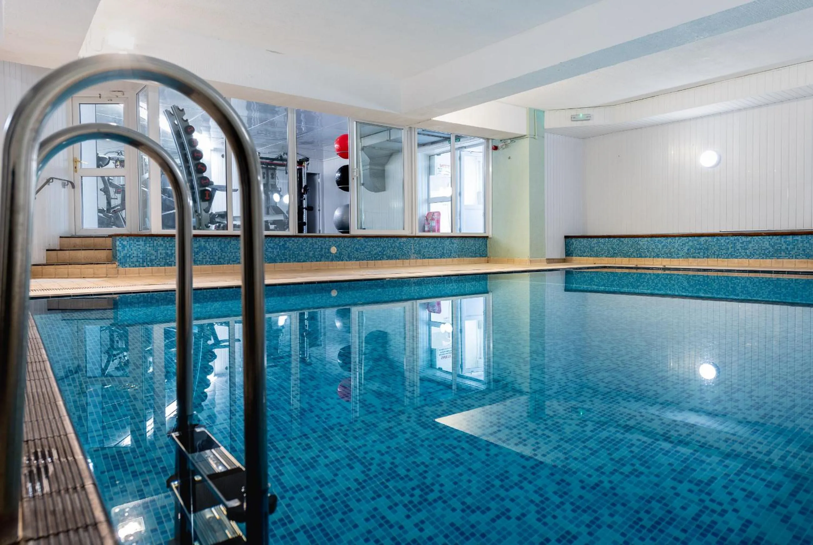 Fitness centre/facilities in Royal Glen Hotel