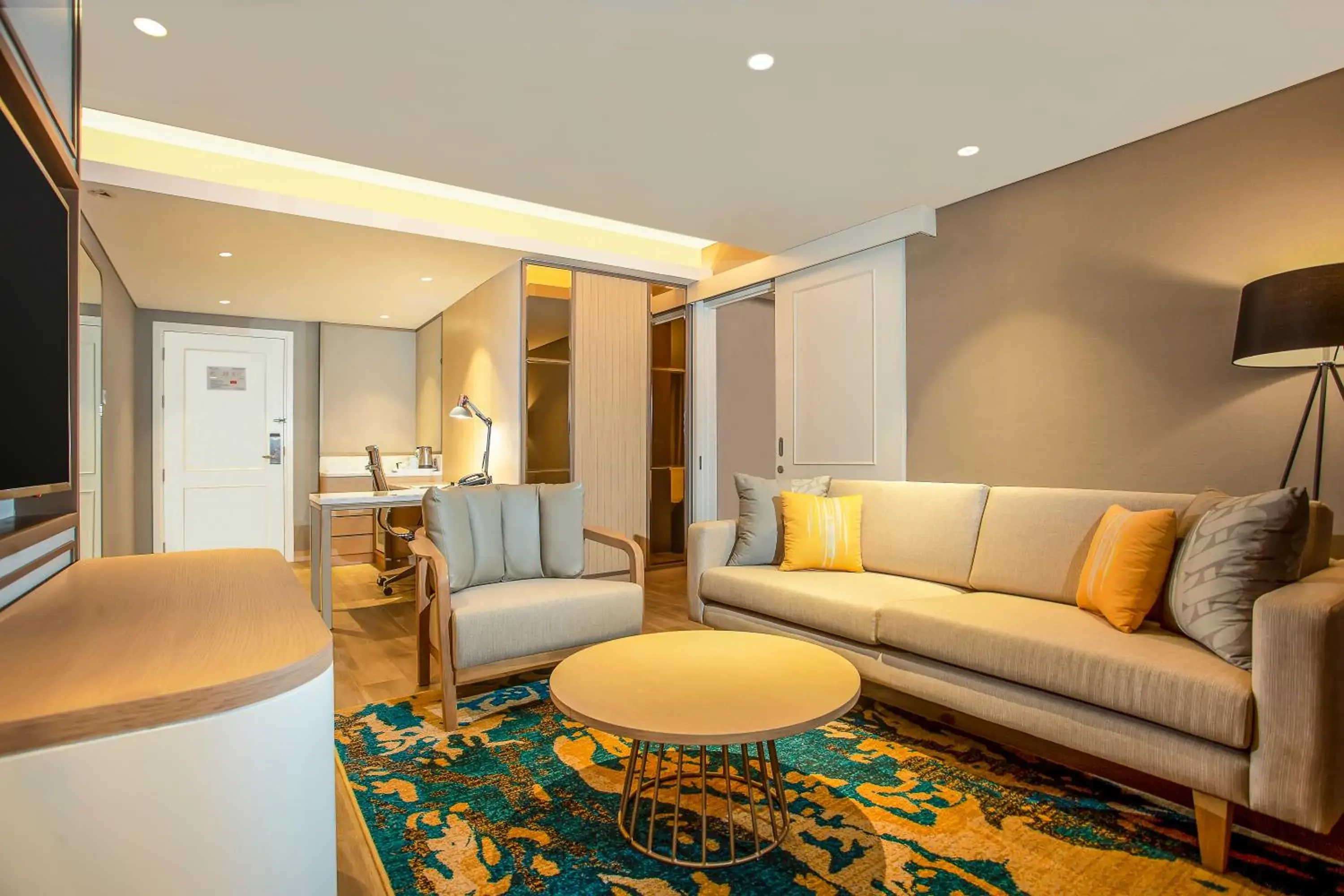 Living room in Swiss-Belhotel Solo Living room in Swiss-Belhotel Solo