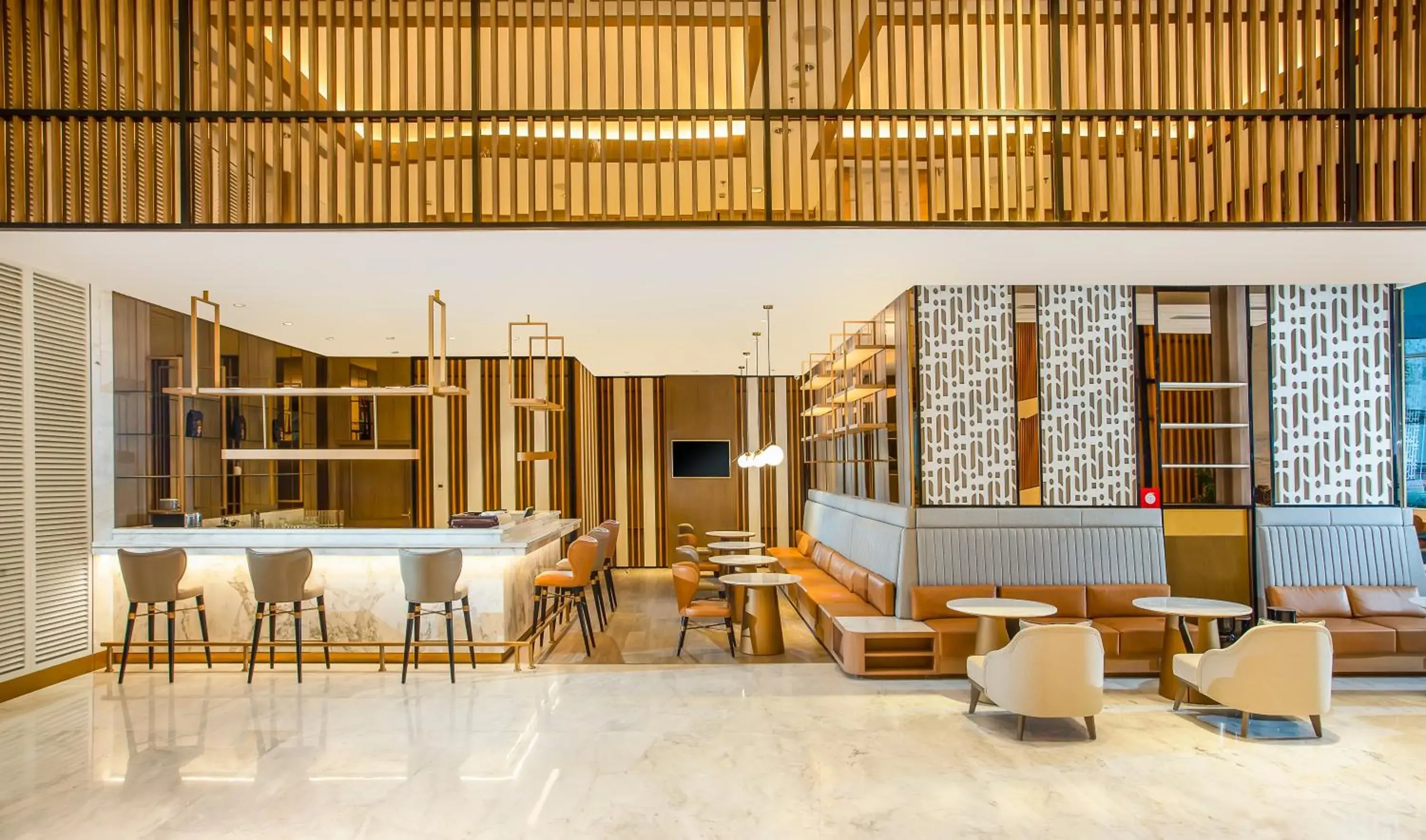 Restaurant/places to eat in Swiss-Belhotel Solo Restaurant/places to eat in Swiss-Belhotel Solo