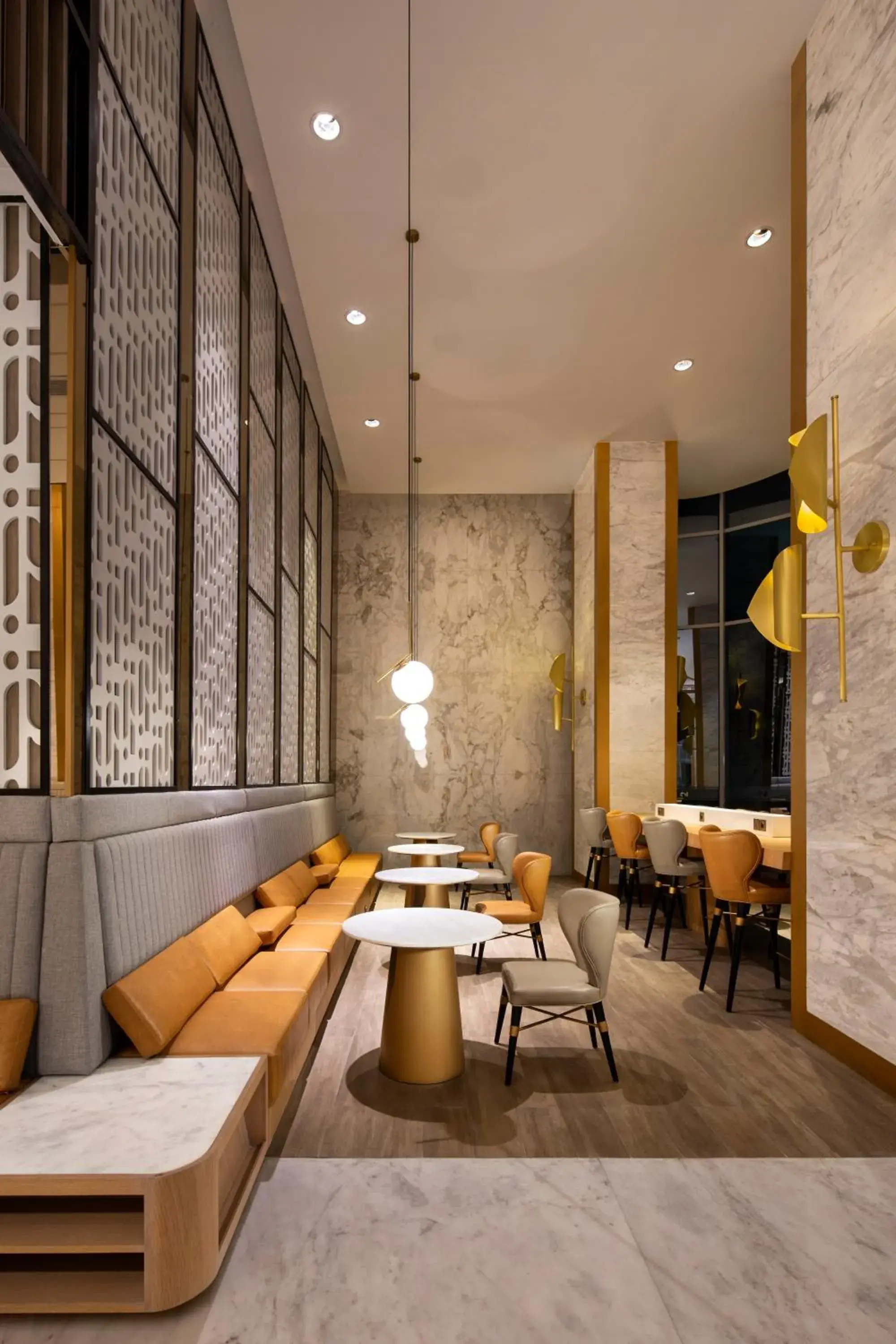 Lobby or reception in Swiss-Belhotel Solo Lobby or reception in Swiss-Belhotel Solo