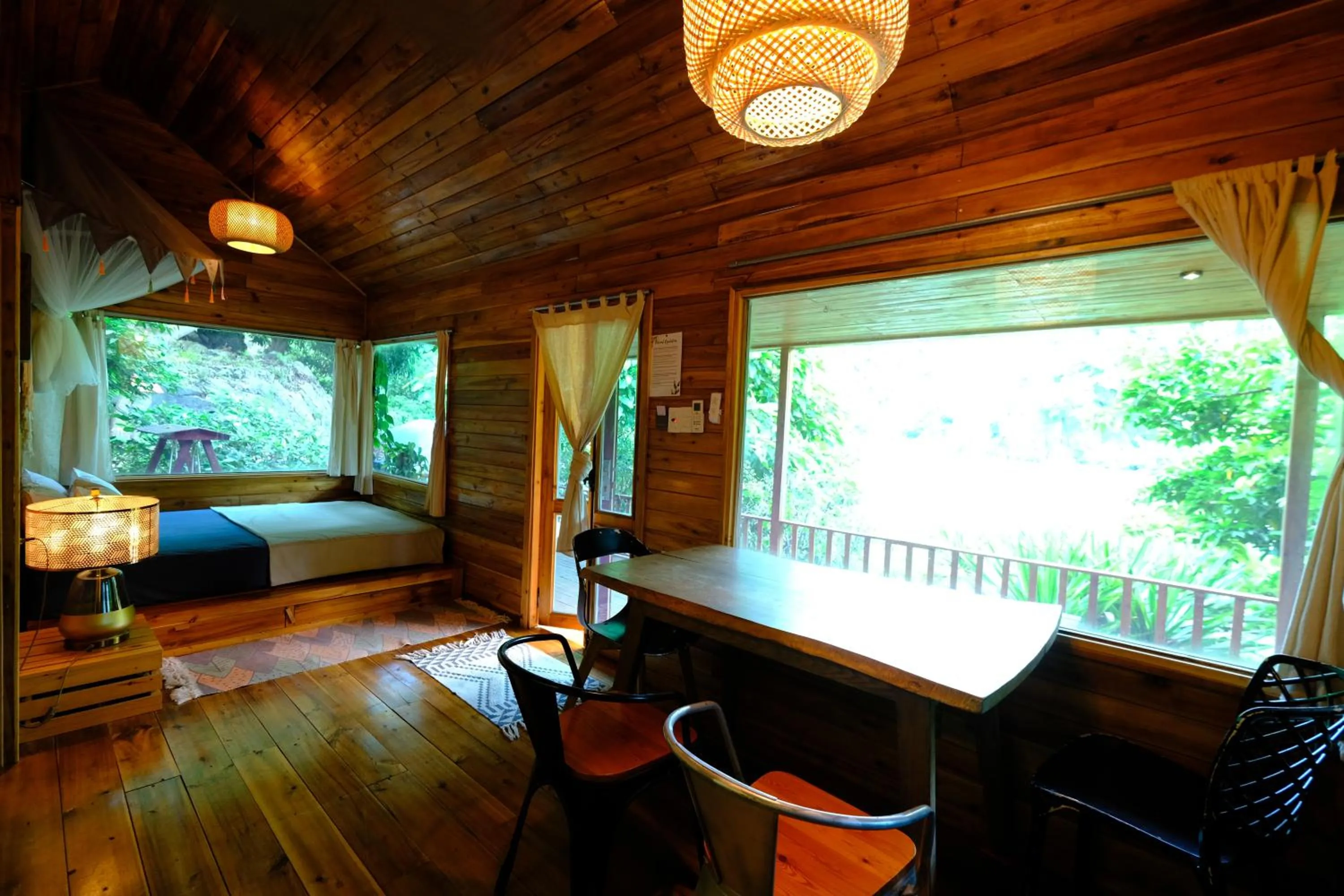 Bed in Blue Lagoon Cat Ba