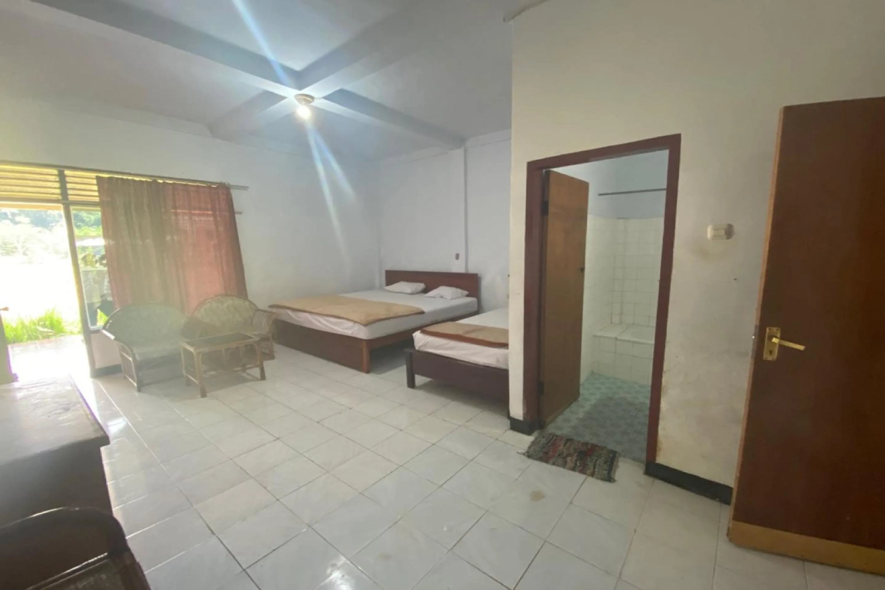 Bedroom, Bed in Hotel O Rantepao Lodge Near Patung Tedong Bonga