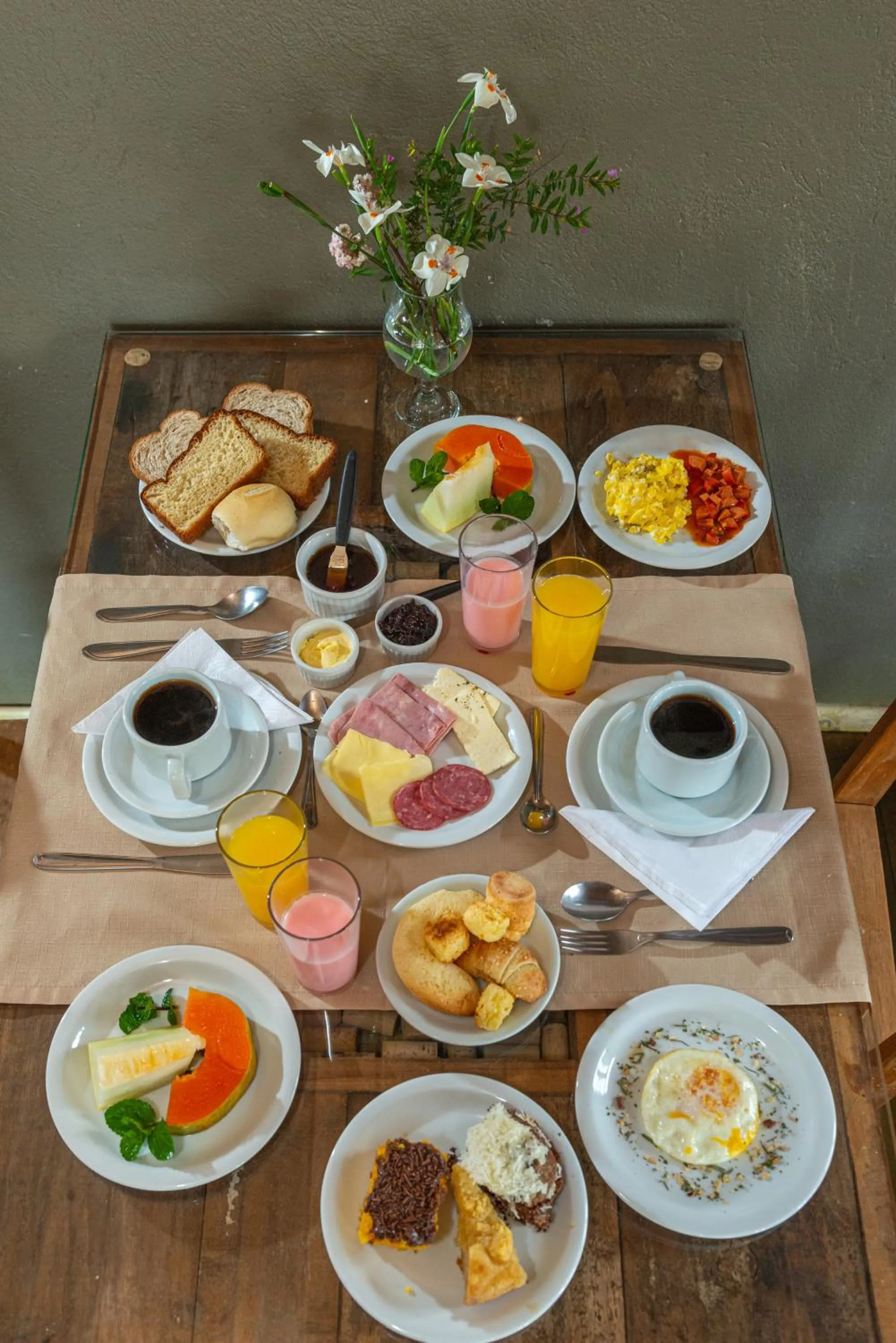 Breakfast in Pousada UpSerra