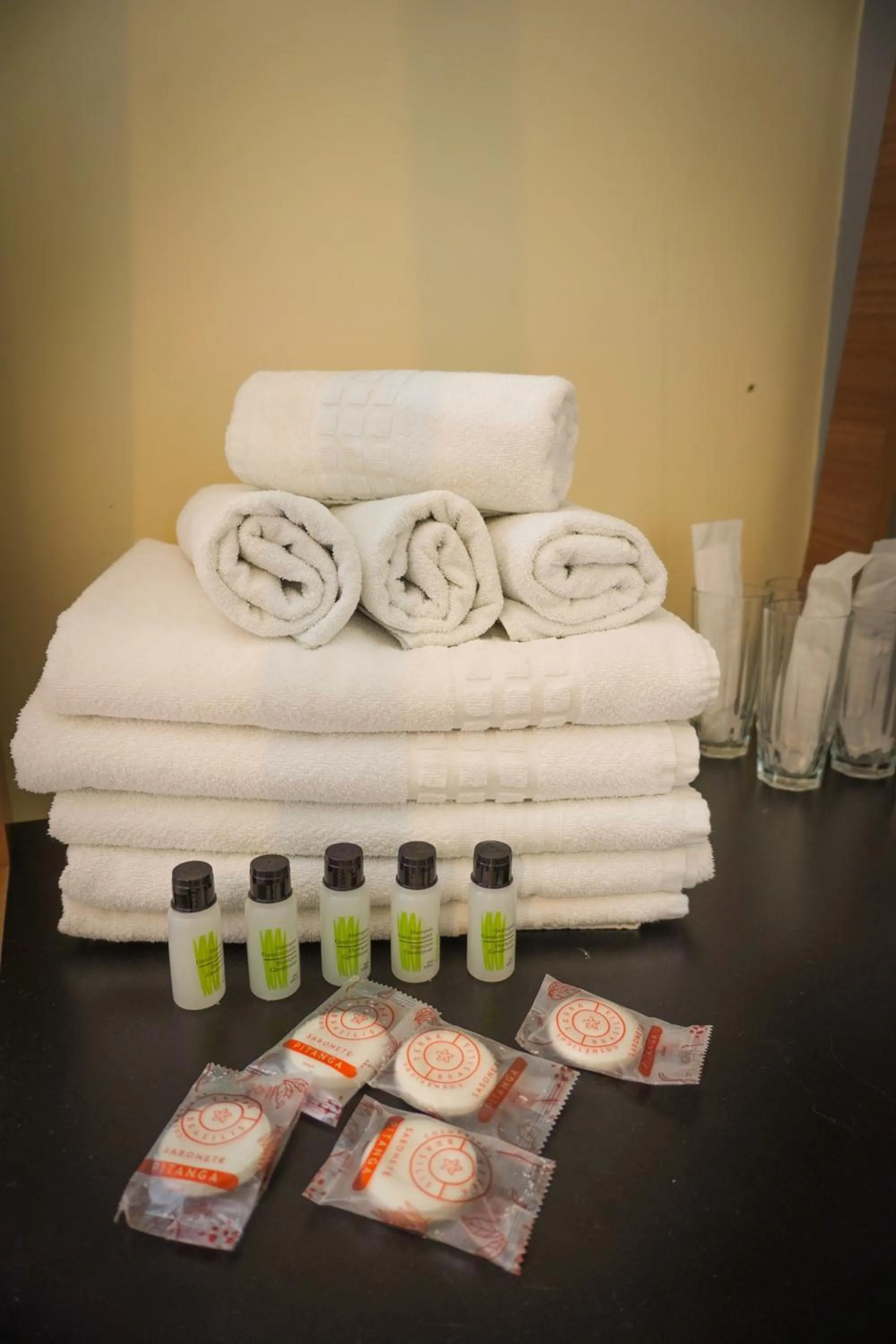 towels, Bed in Pousada UpSerra