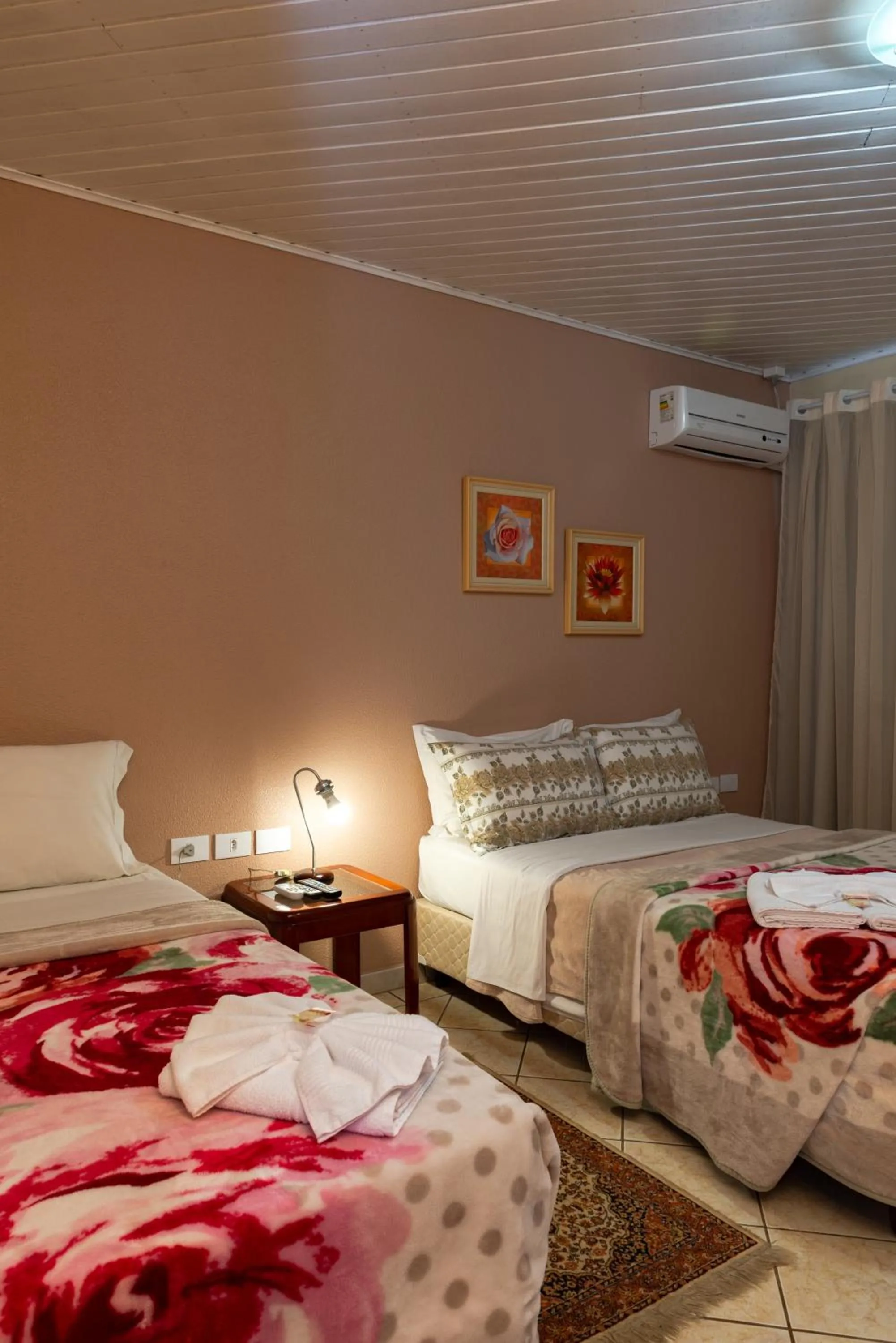 Photo of the whole room, Bed in Pousada UpSerra