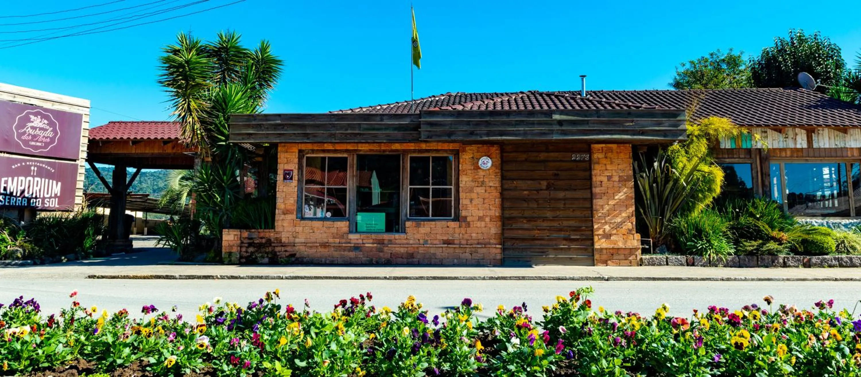 Property building in Pousada UpSerra