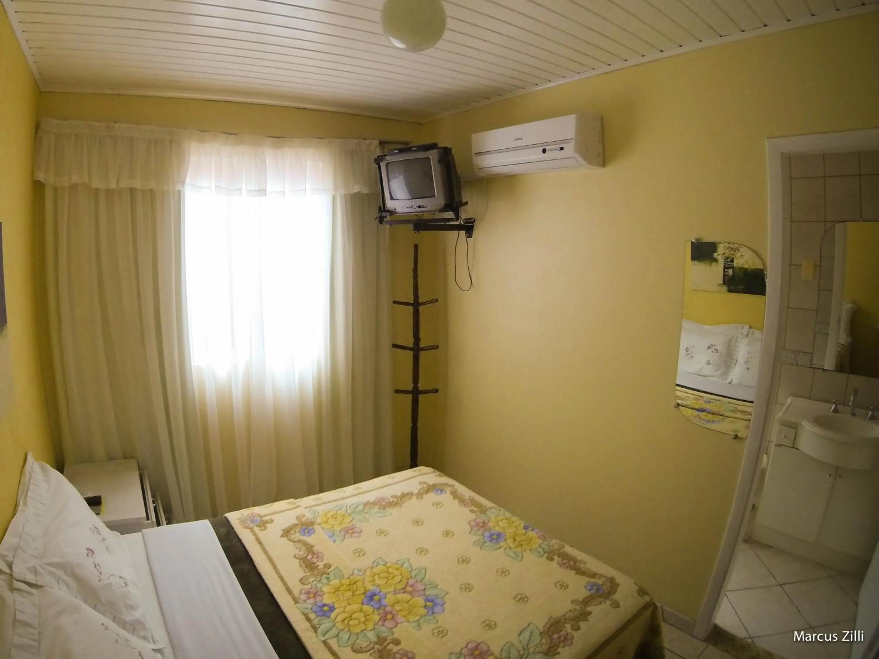 Photo of the whole room, Bed in Pousada UpSerra