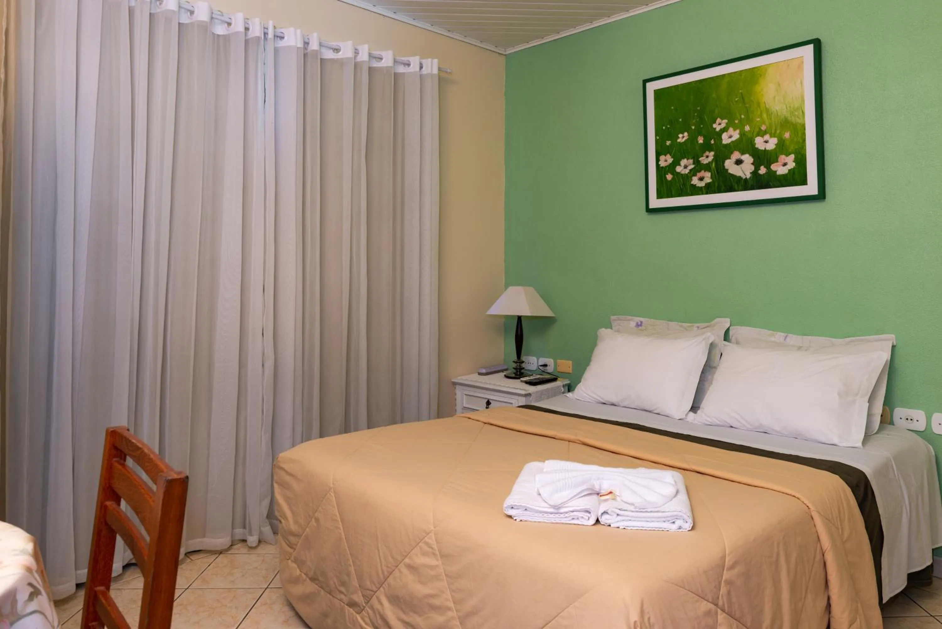 Photo of the whole room, Bed in Pousada UpSerra
