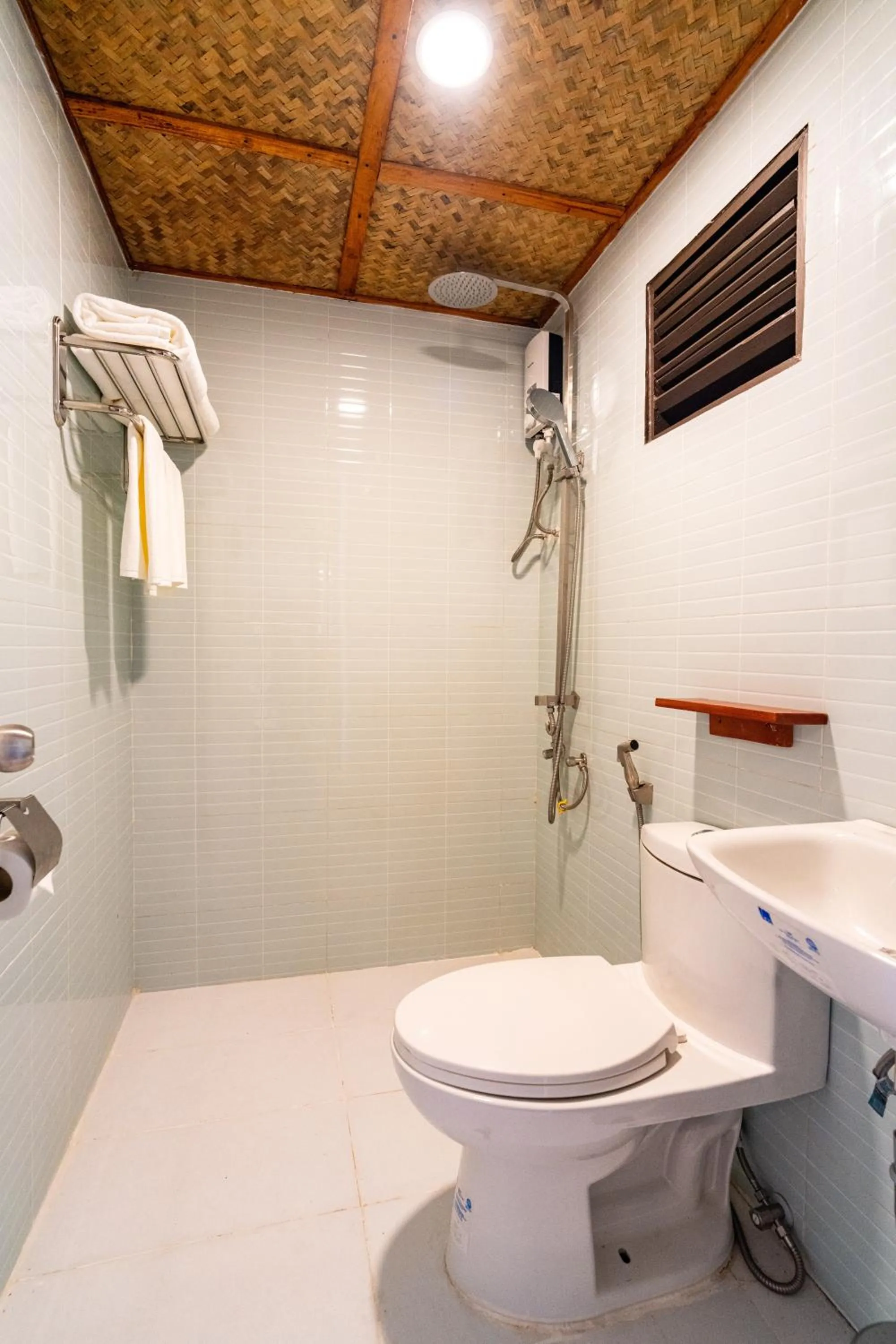 Toilet in Beach Huts El Nido