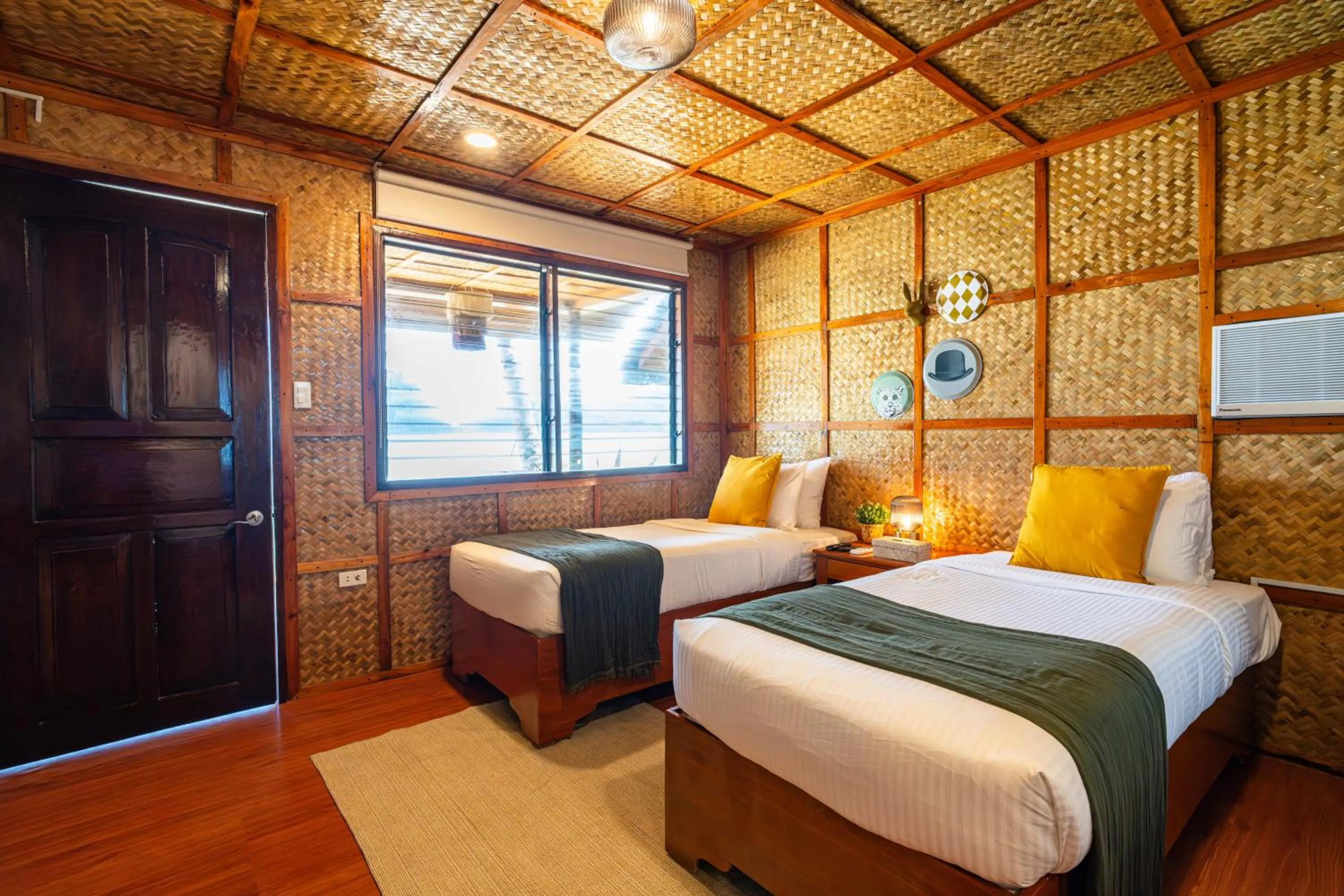 Bed in Beach Huts El Nido