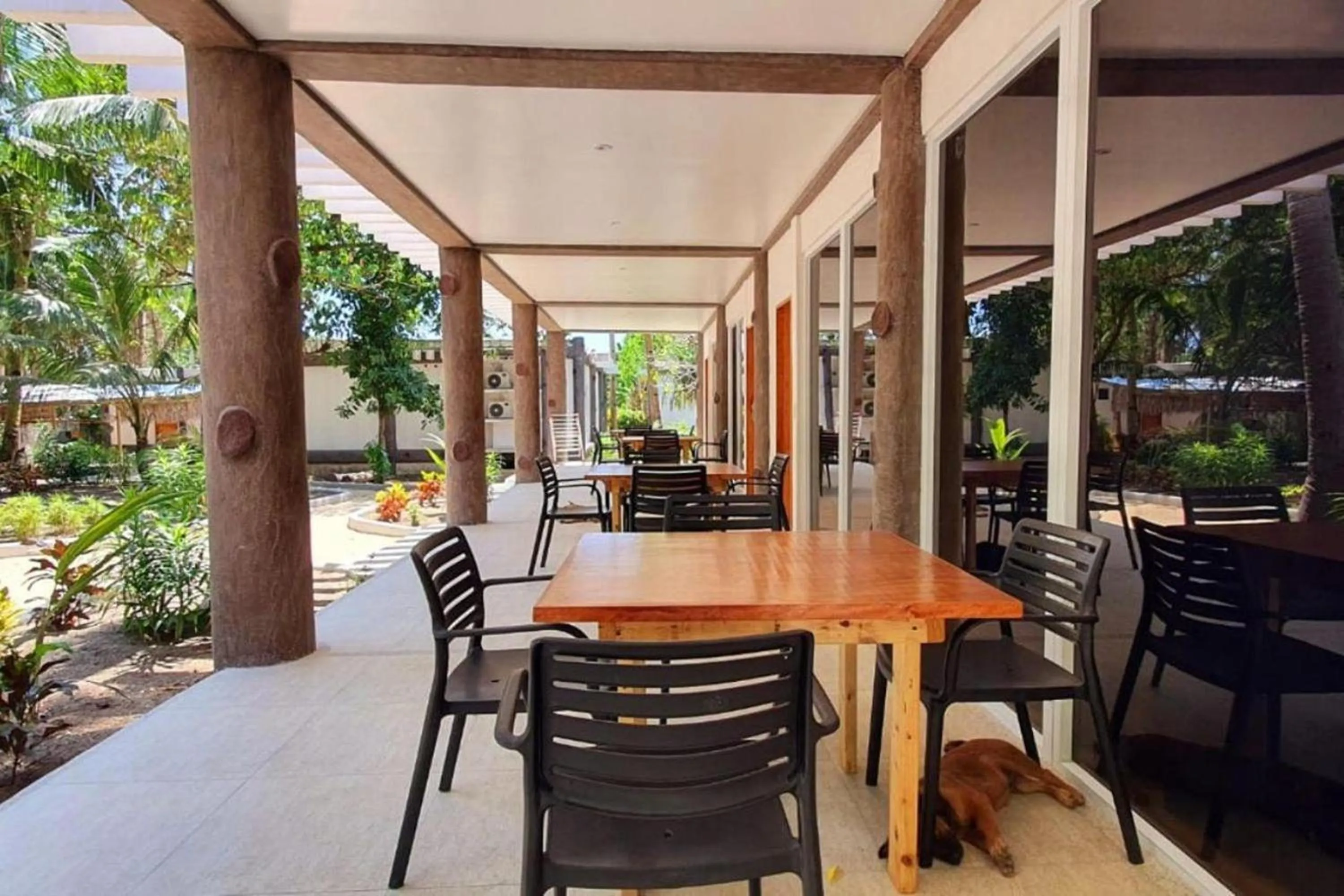 Day in Pili Beach Resort Agmanic