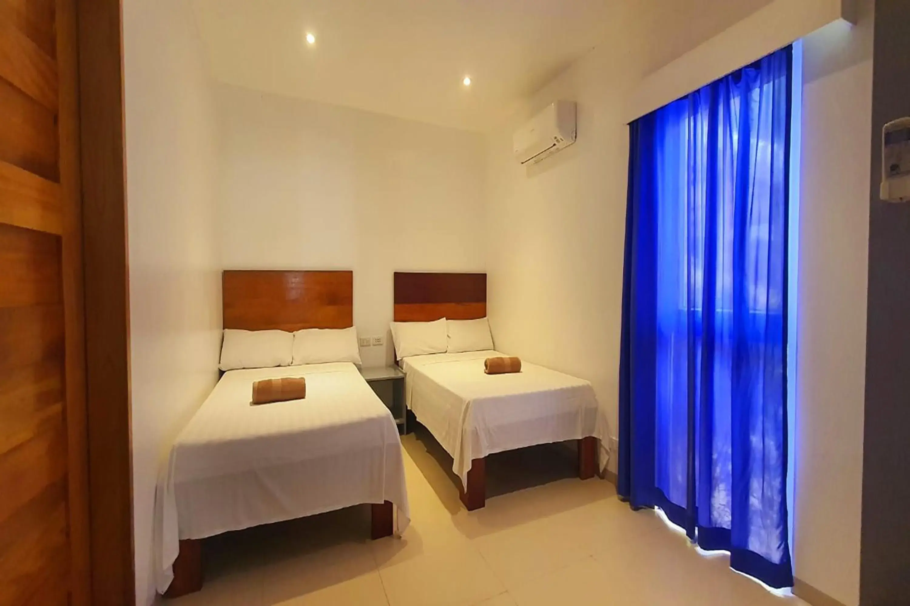 Two-Bedroom Villa in Pili Beach Resort Agmanic Two-Bedroom Villa in Pili Beach Resort Agmanic