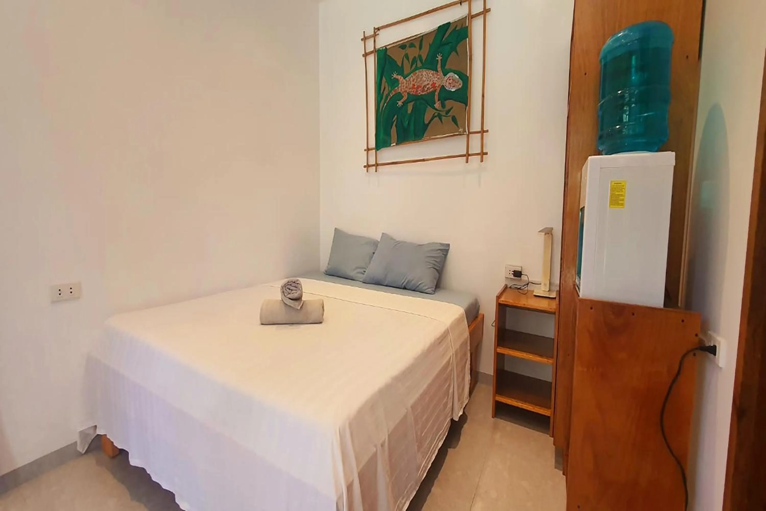 Bedroom, Bed in Pili Beach Resort Agmanic