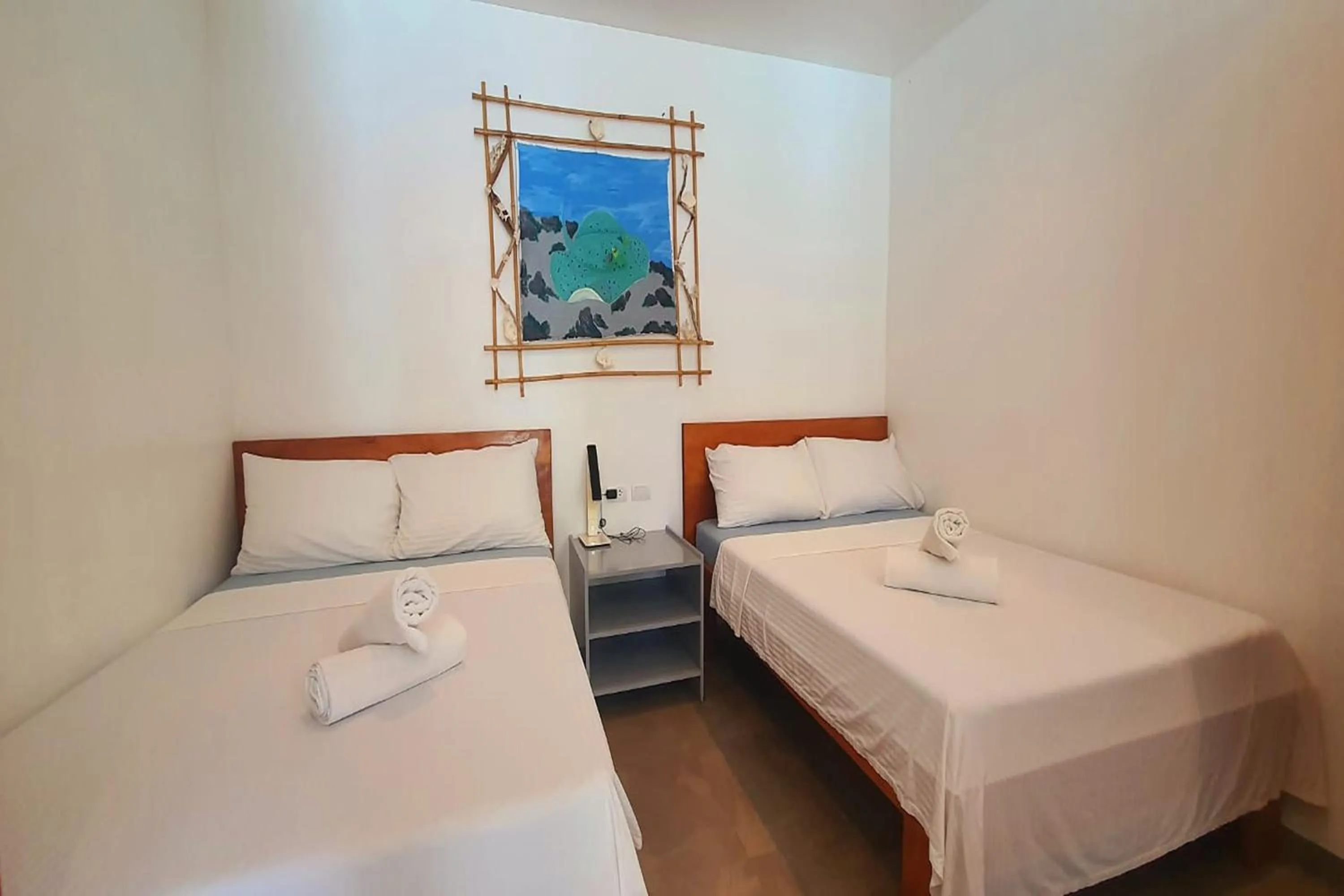 Bedroom, Bed in Pili Beach Resort Agmanic