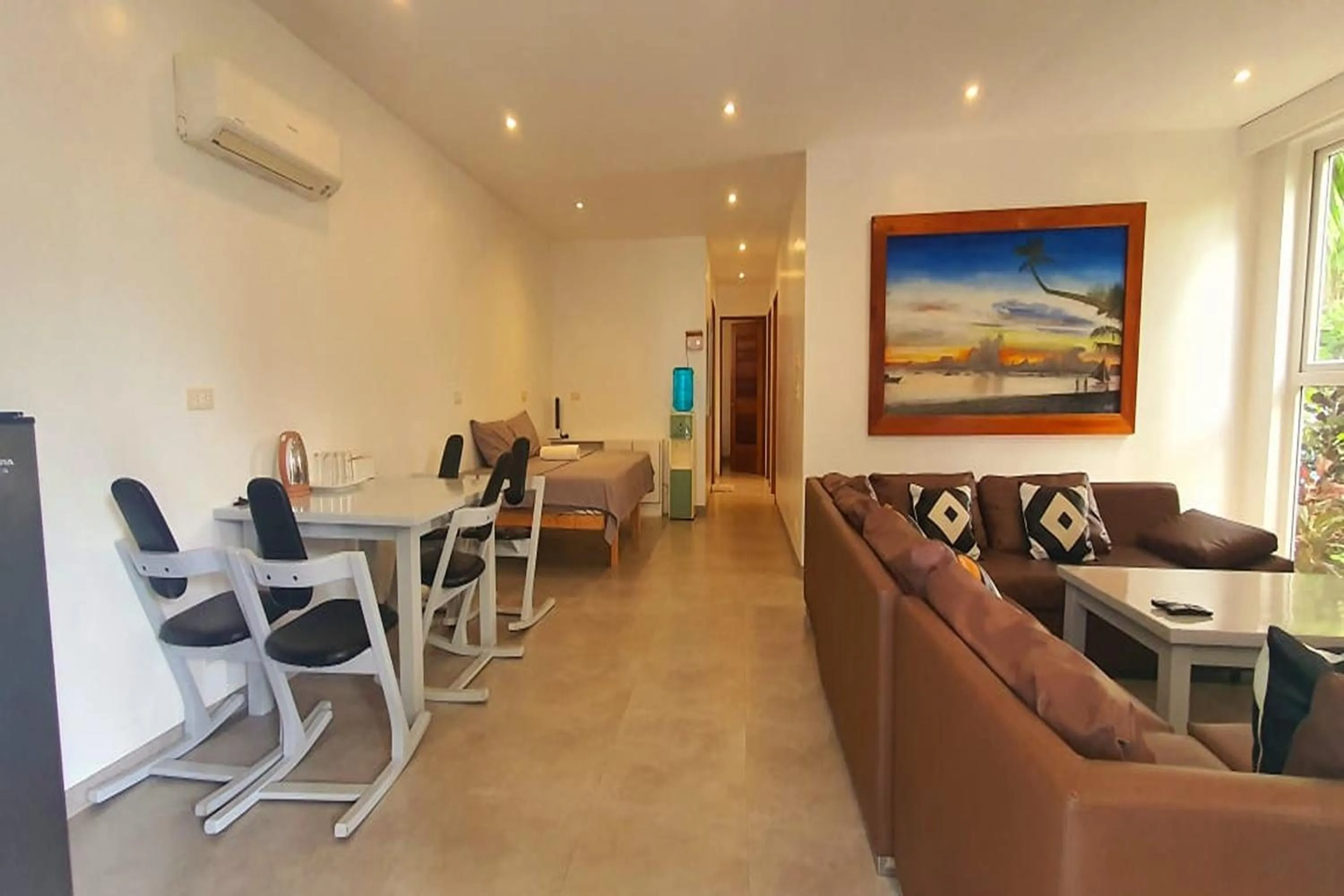 Living room in Pili Beach Resort Agmanic