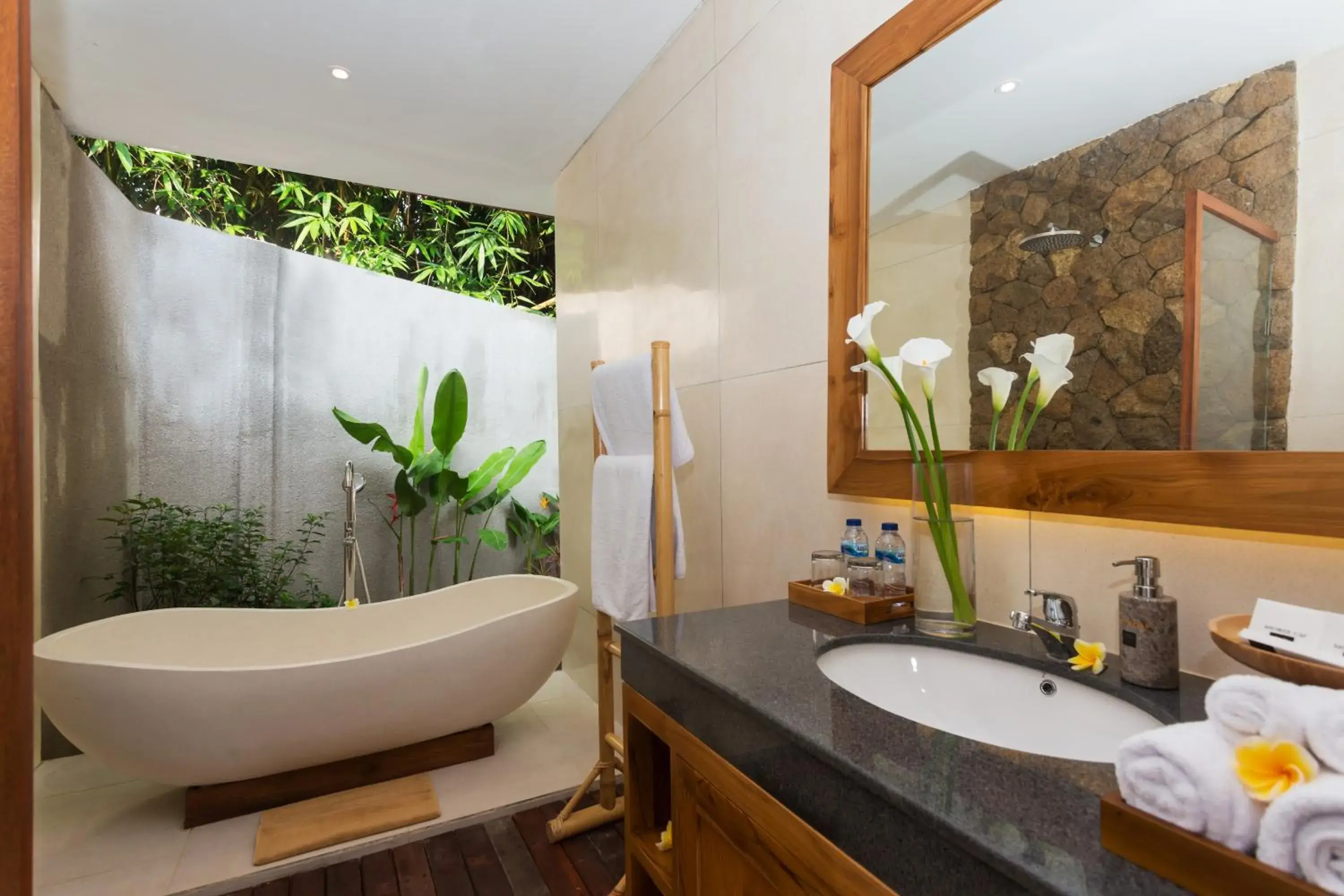 Bathroom in de Metra Villa Ubud by GenuineHost Bathroom in de Metra Villa Ubud by GenuineHost