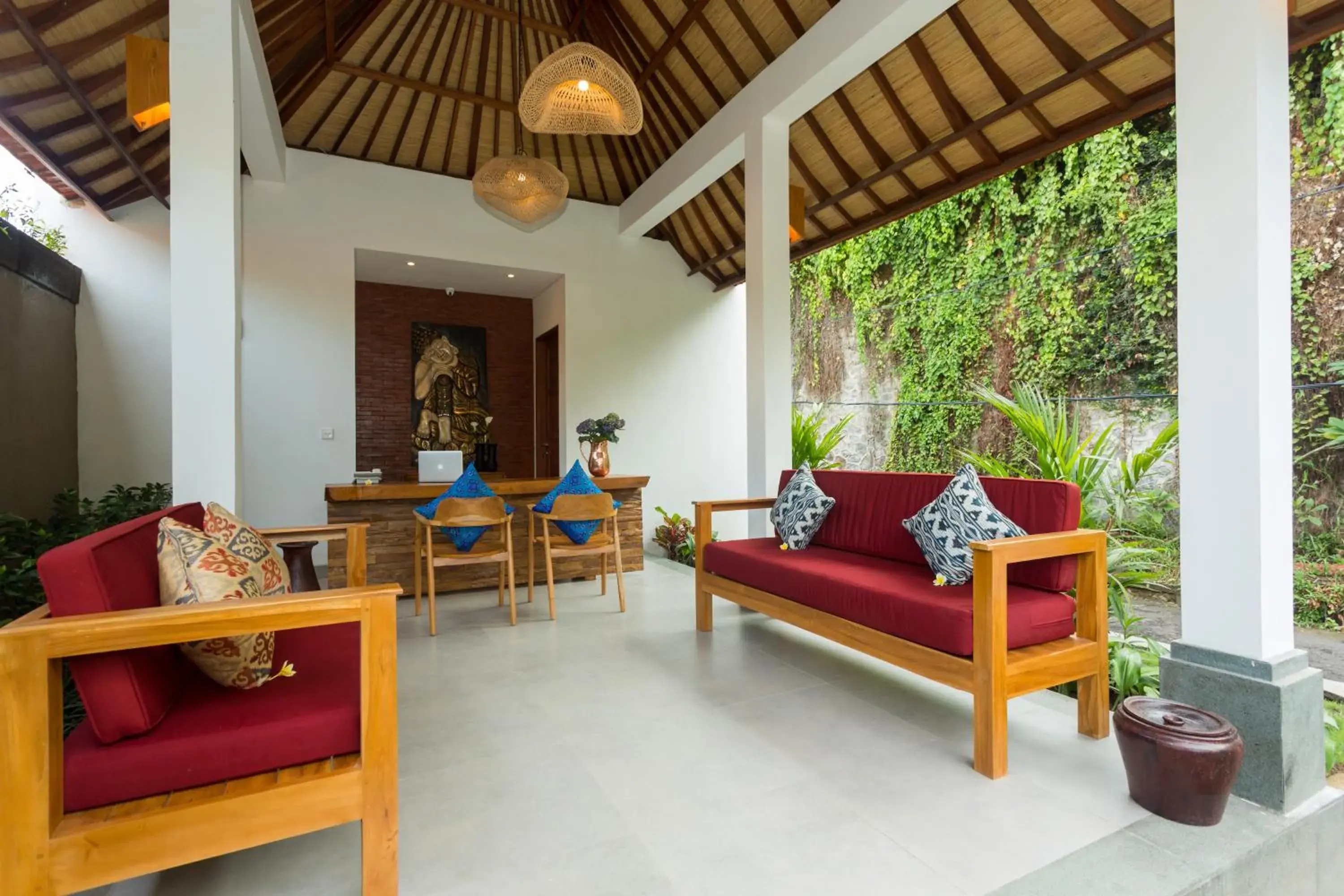 Lobby or reception in de Metra Villa Ubud by GenuineHost Lobby or reception in de Metra Villa Ubud by GenuineHost