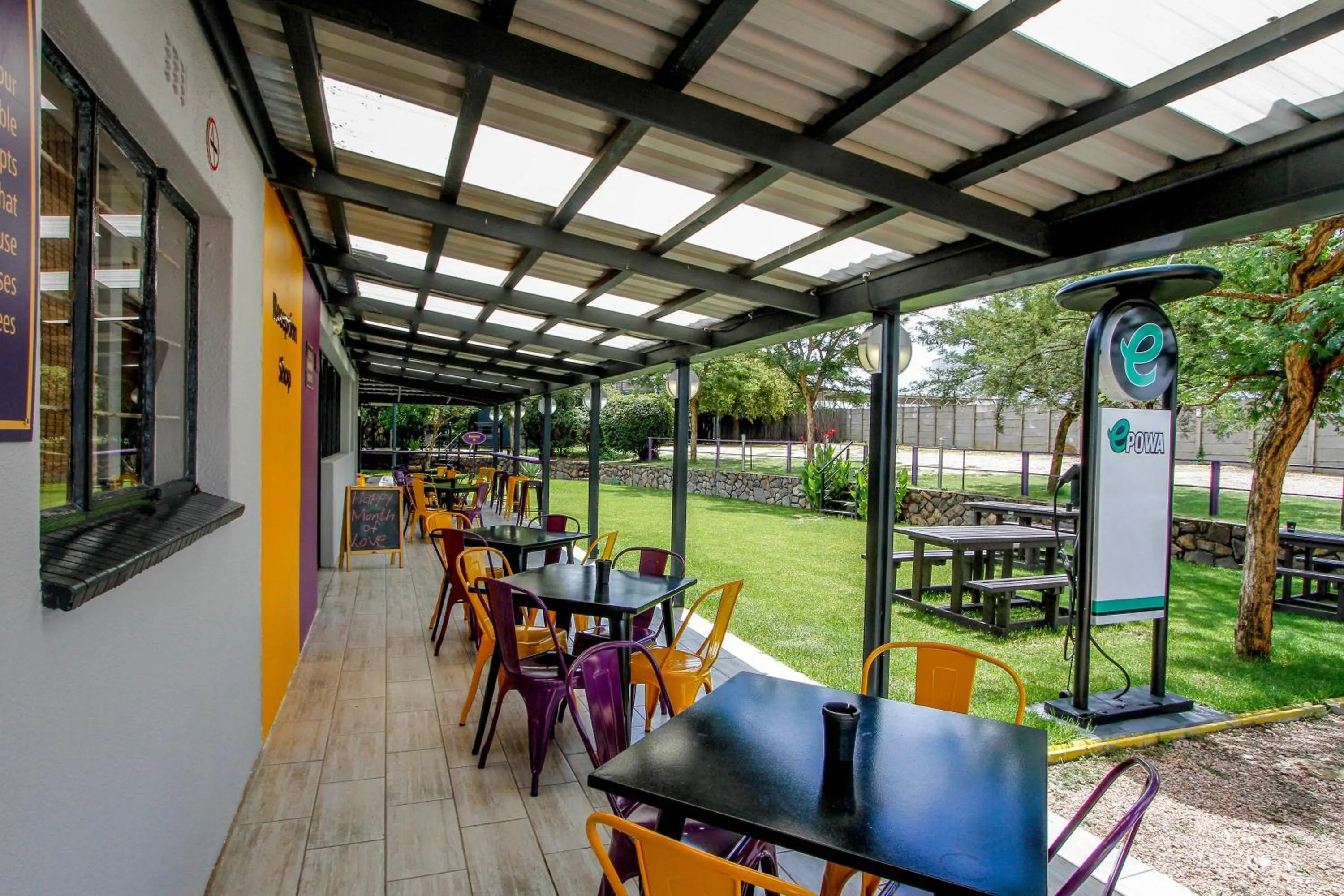 Restaurant/places to eat in SleepOver Lanseria